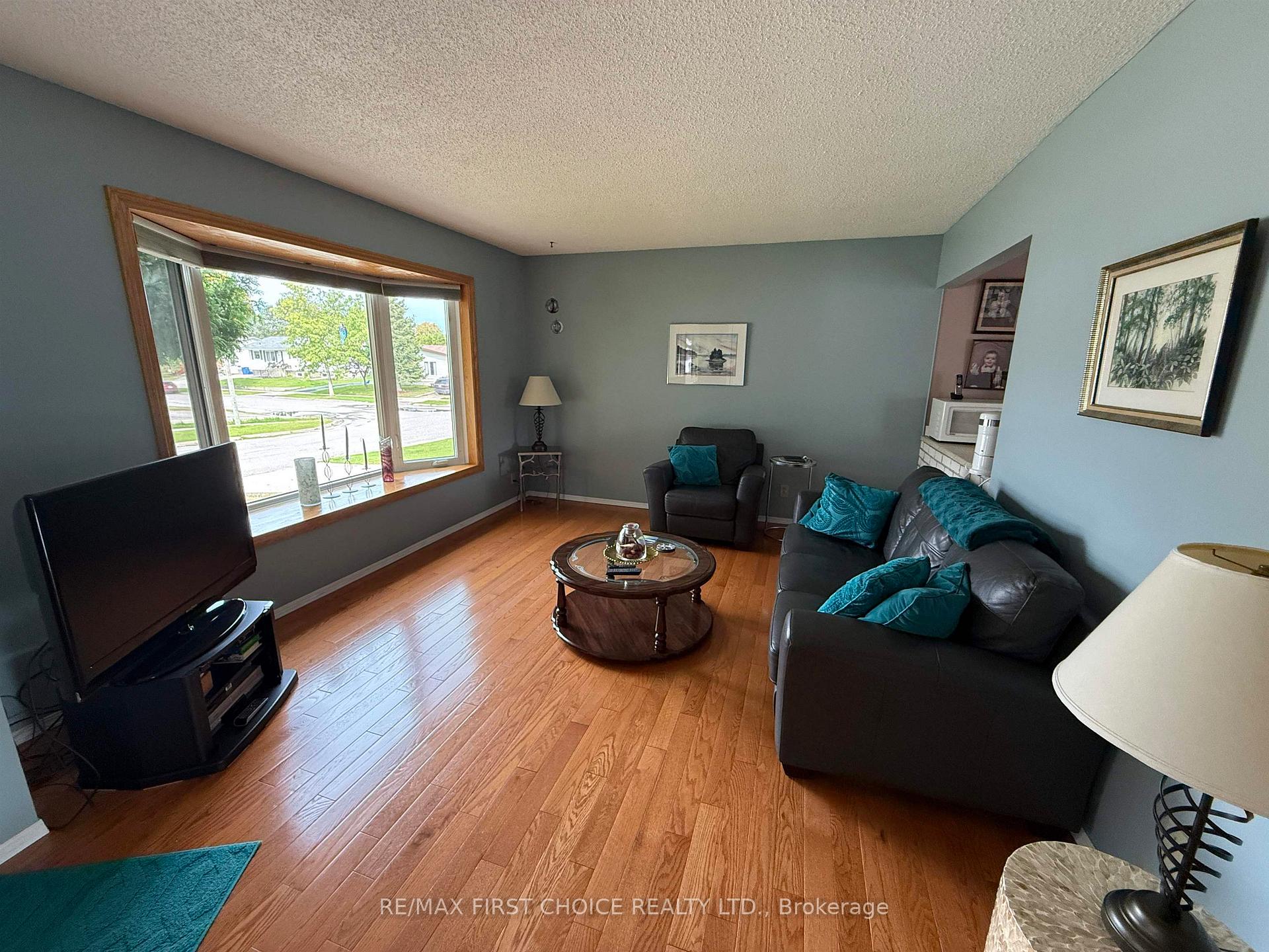 Photo 7 of 77 Thunder Drive, Dryden, Pronger Park — HOMEH