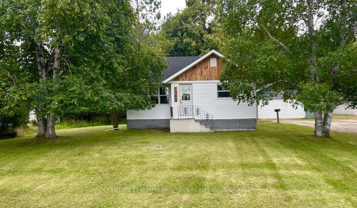 Photo 1 of 1305 Kings Highway, Fort Frances — HOMEH