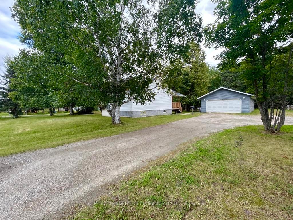 Photo 30 of 1305 Kings Highway, Fort Frances — HOMEH