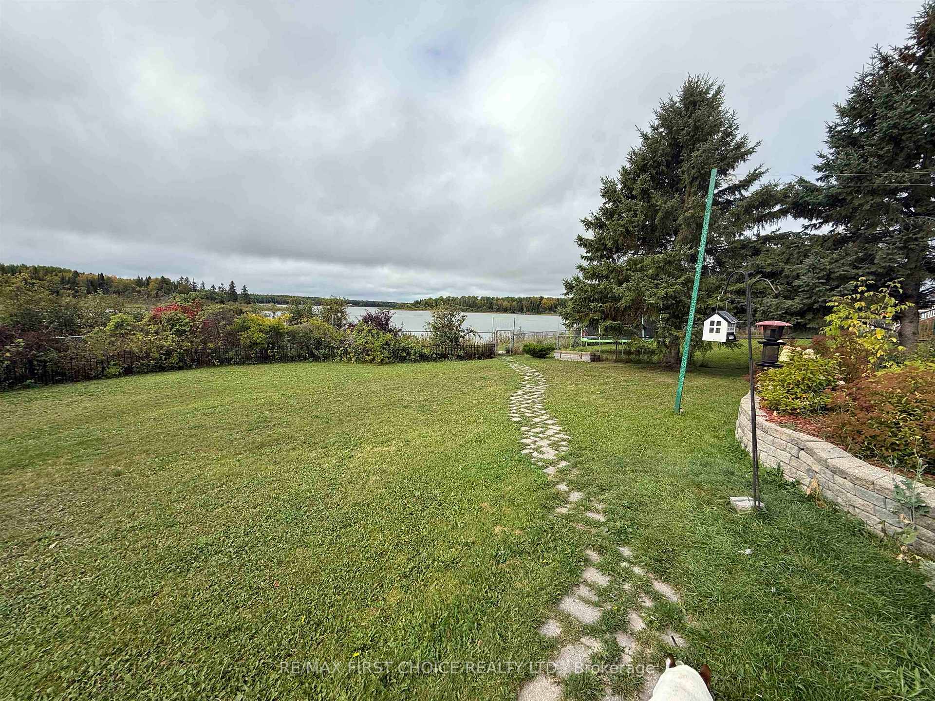 Photo 5 of 110 Edgewater Drive, Dryden, Edgewater Terrace — HOMEH