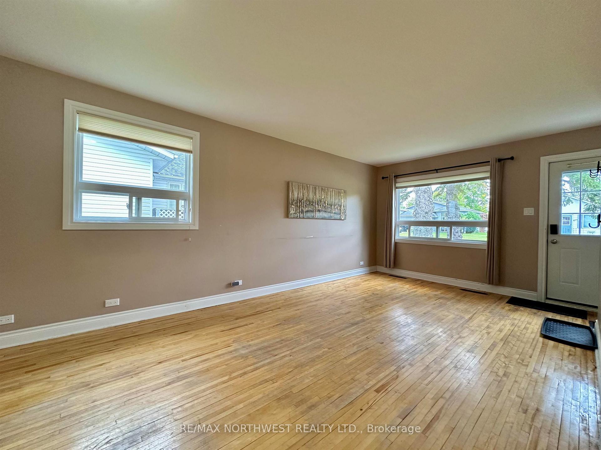 Photo 7 of 612 Third Street E, Fort Frances — HOMEH