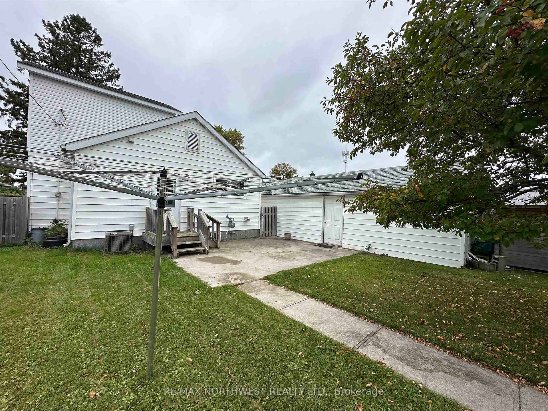Photo 20 of 612 Third Street E, Fort Frances — HOMEH