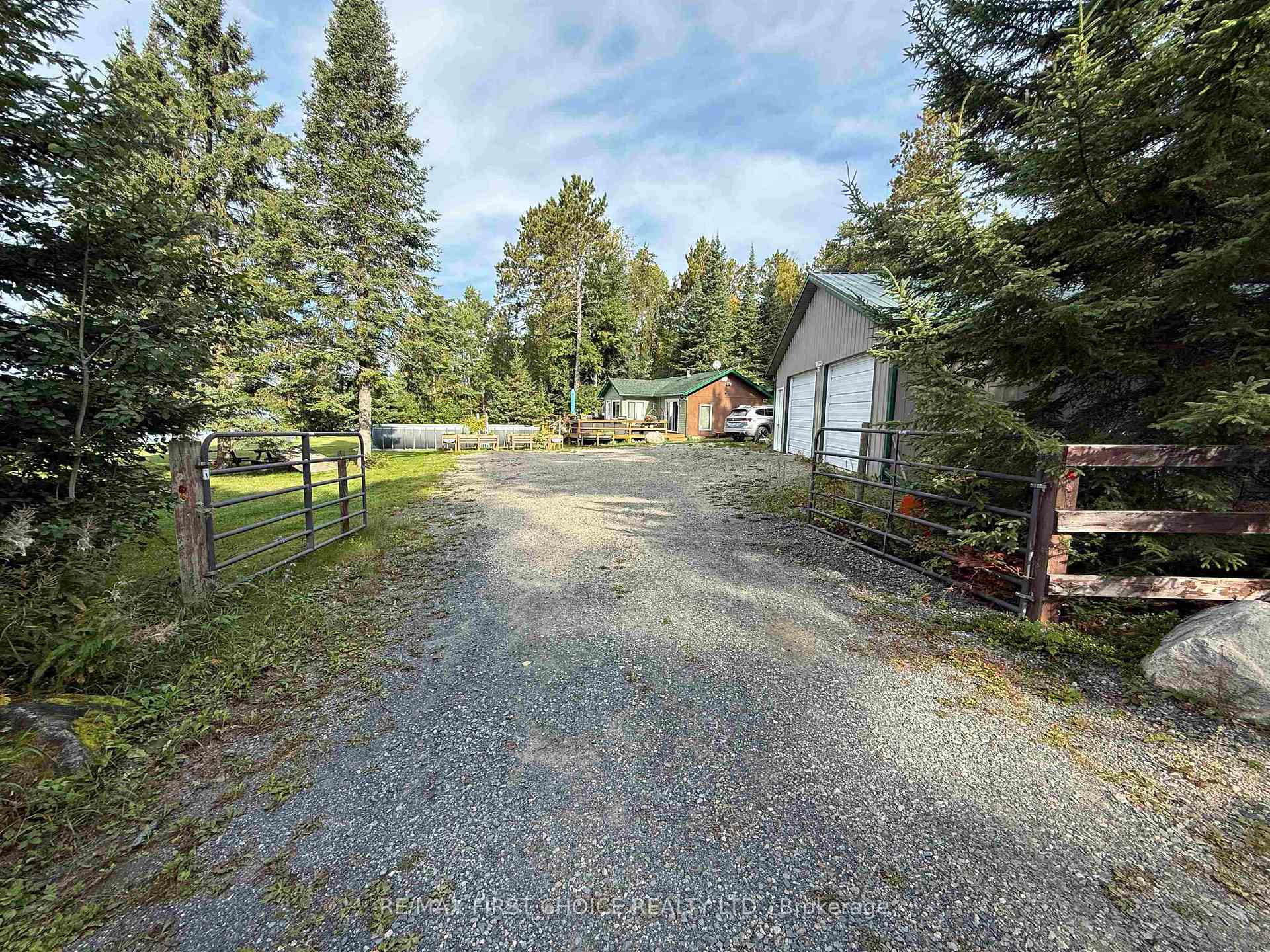 Photo 3 of 2484 McIntosh Road, Kenora Remote Area, Blue Lake — HOMEH
