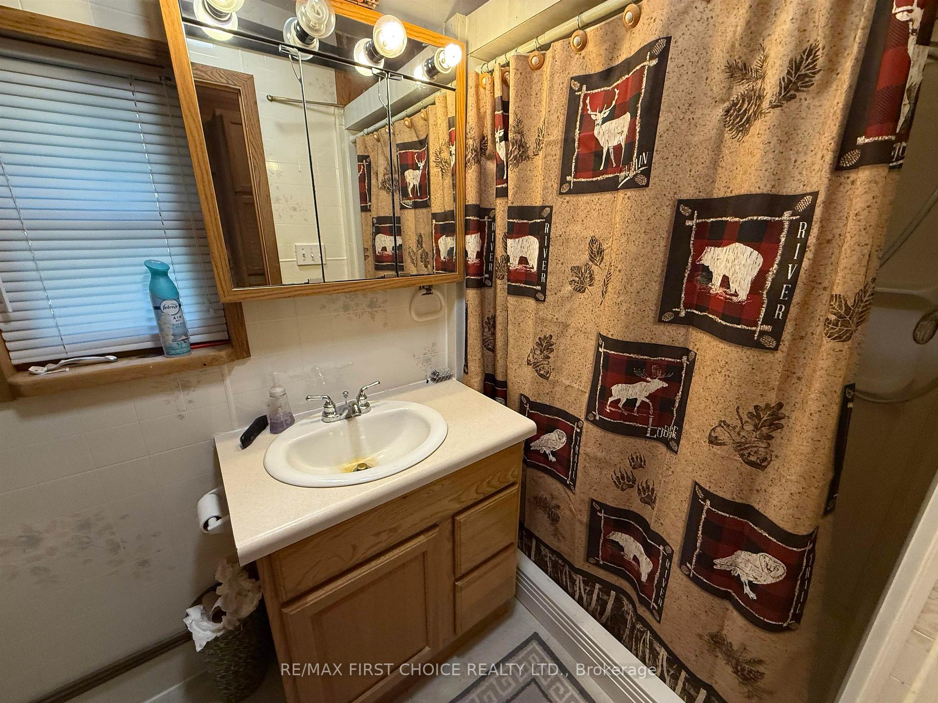Photo 15 of 2484 McIntosh Road, Kenora Remote Area, Blue Lake — HOMEH