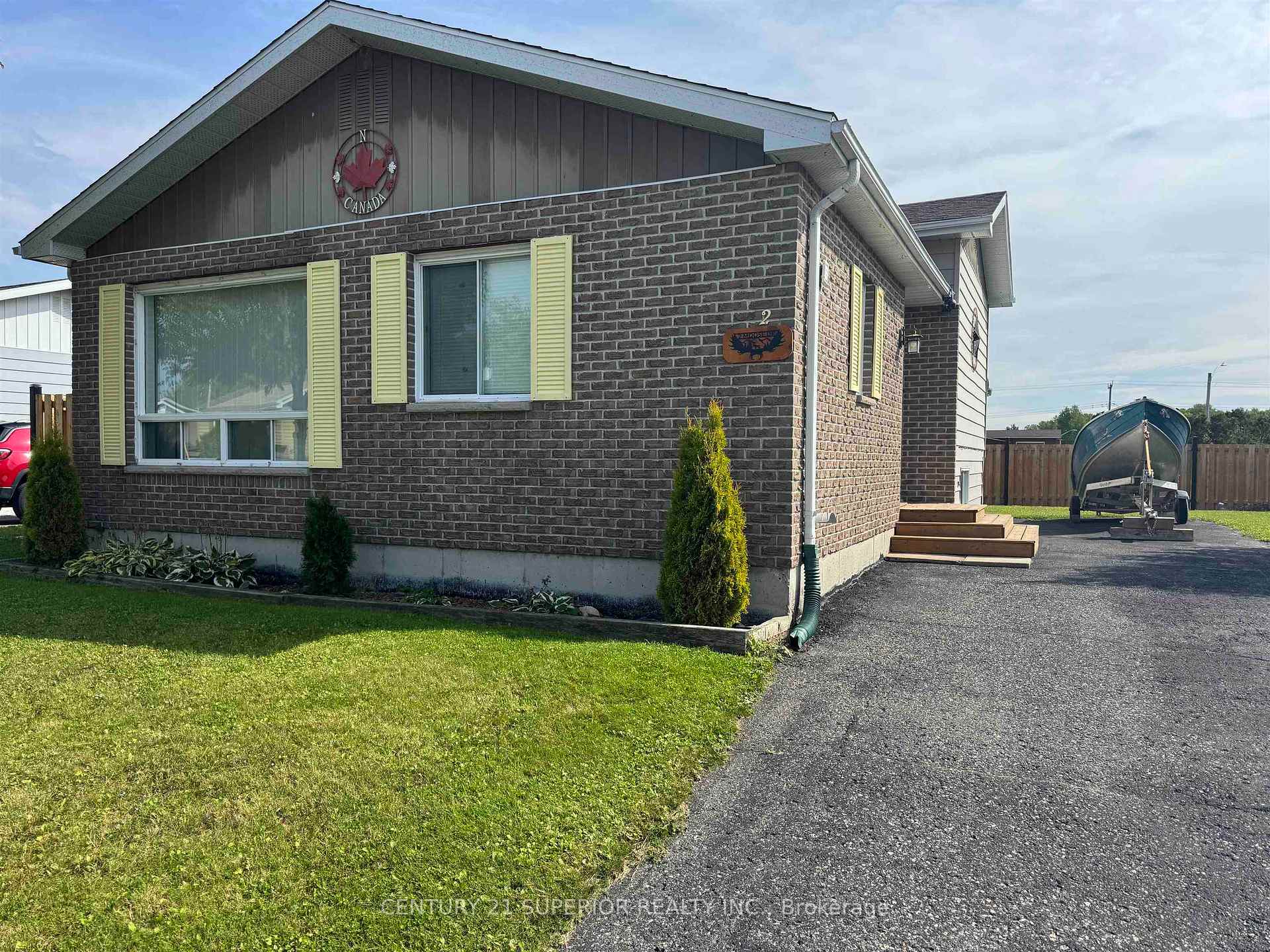 Photo 2 of 2 Moose Drive, Manitouwadge — HOMEH