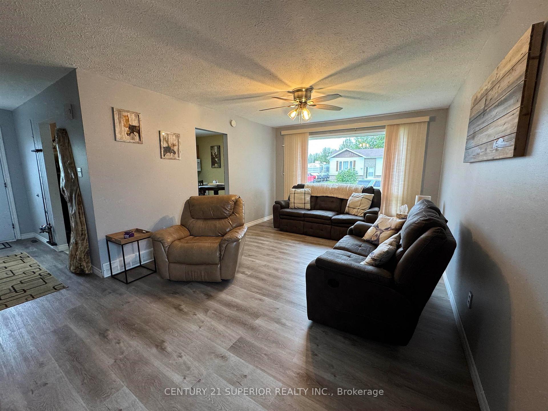 Photo 4 of 2 Moose Drive, Manitouwadge — HOMEH
