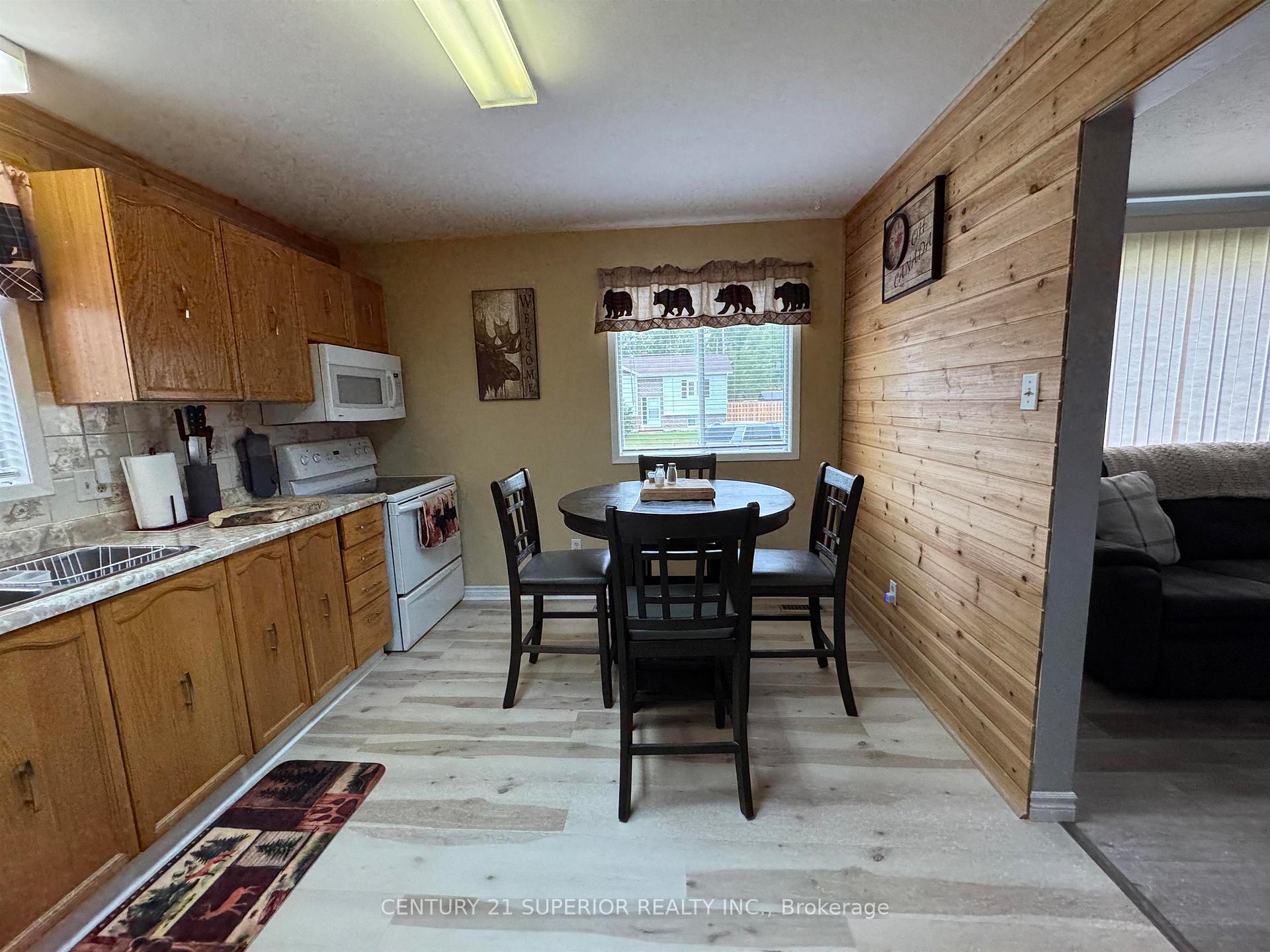 Photo 7 of 2 Moose Drive, Manitouwadge — HOMEH