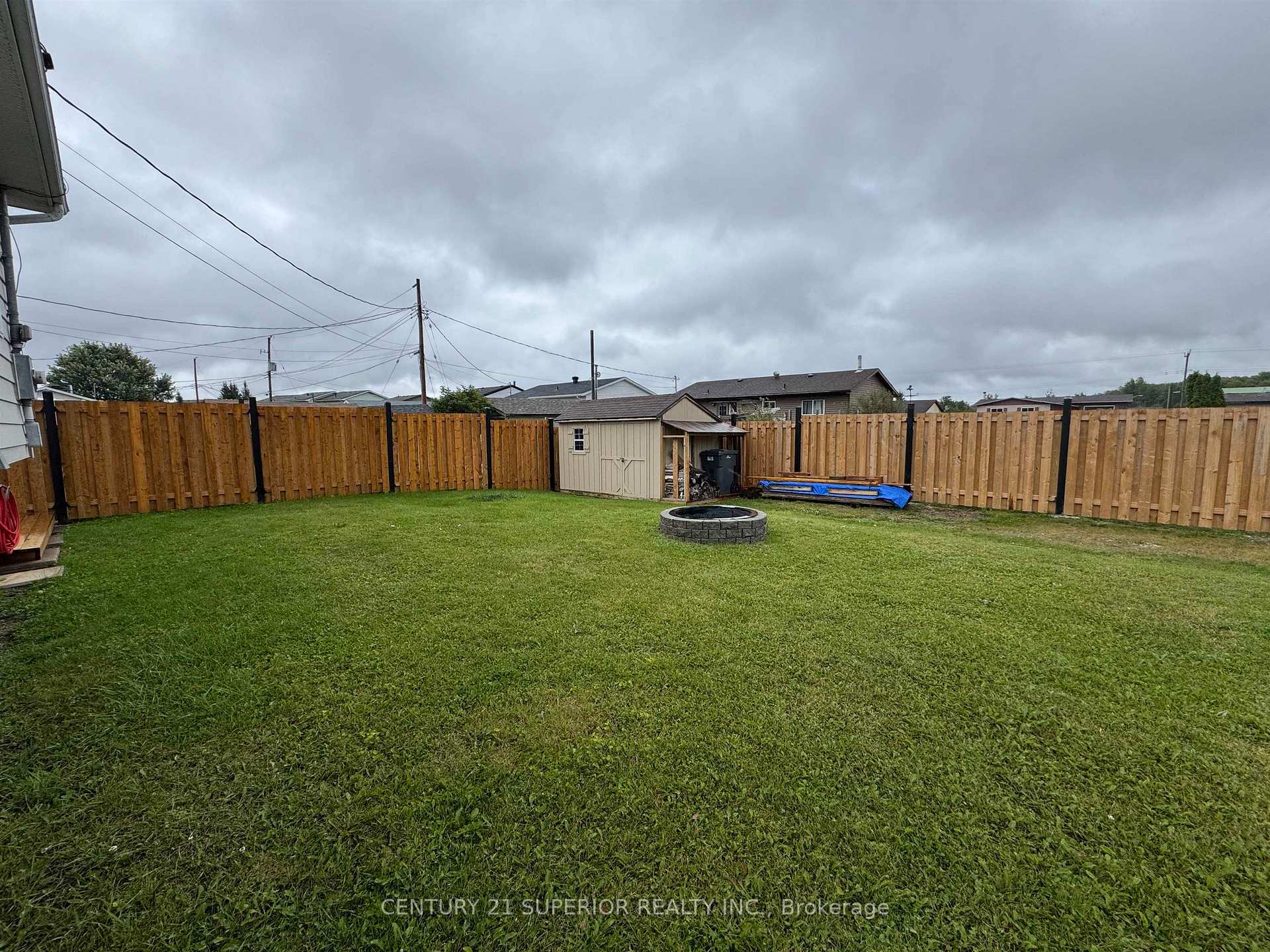 Photo 35 of 2 Moose Drive, Manitouwadge — HOMEH