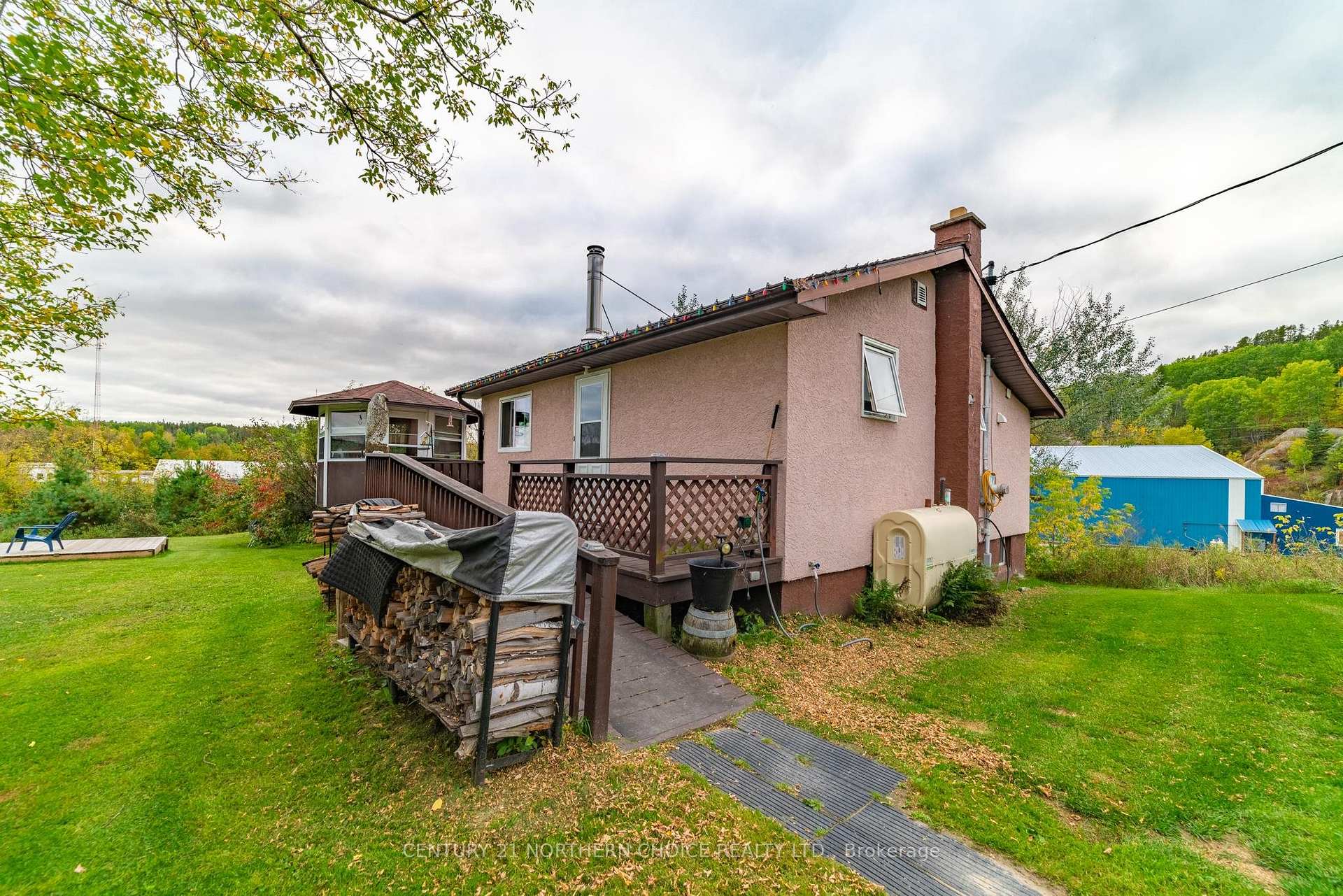 Photo 2 of 15 Third Street, Kenora Remote Area, Redditt — HOMEH