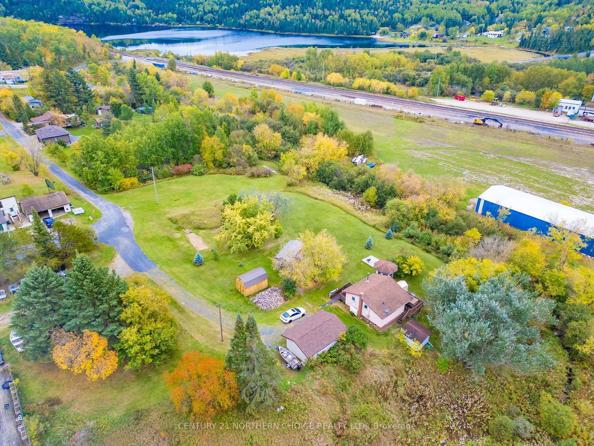Photo 41 of 15 Third Street, Kenora Remote Area, Redditt — HOMEH