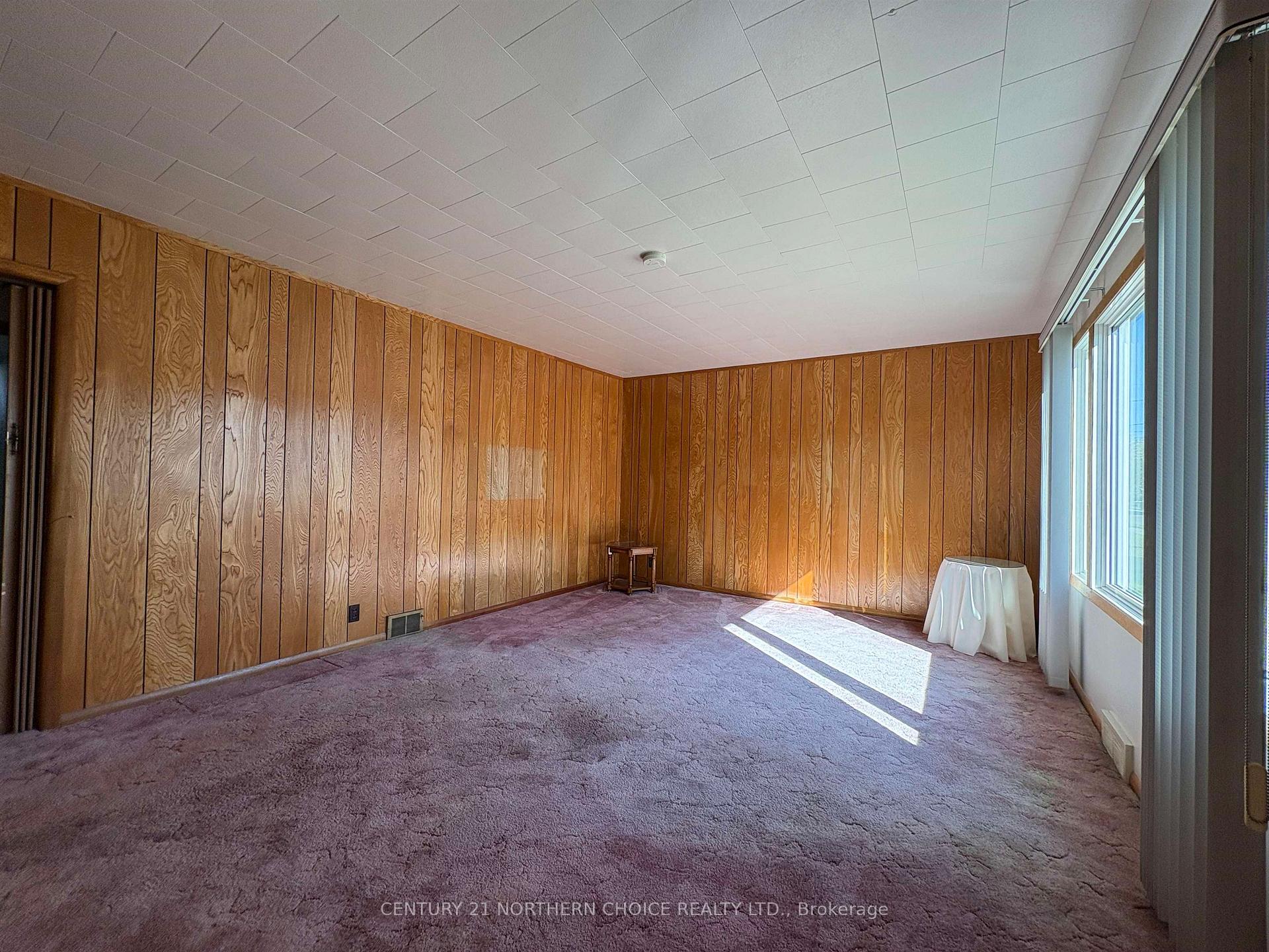 Photo 11 of 610 Second Street E, Fort Frances — HOMEH