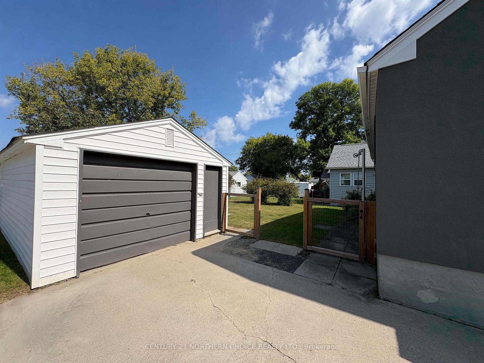 Photo 42 of 610 Second Street E, Fort Frances — HOMEH