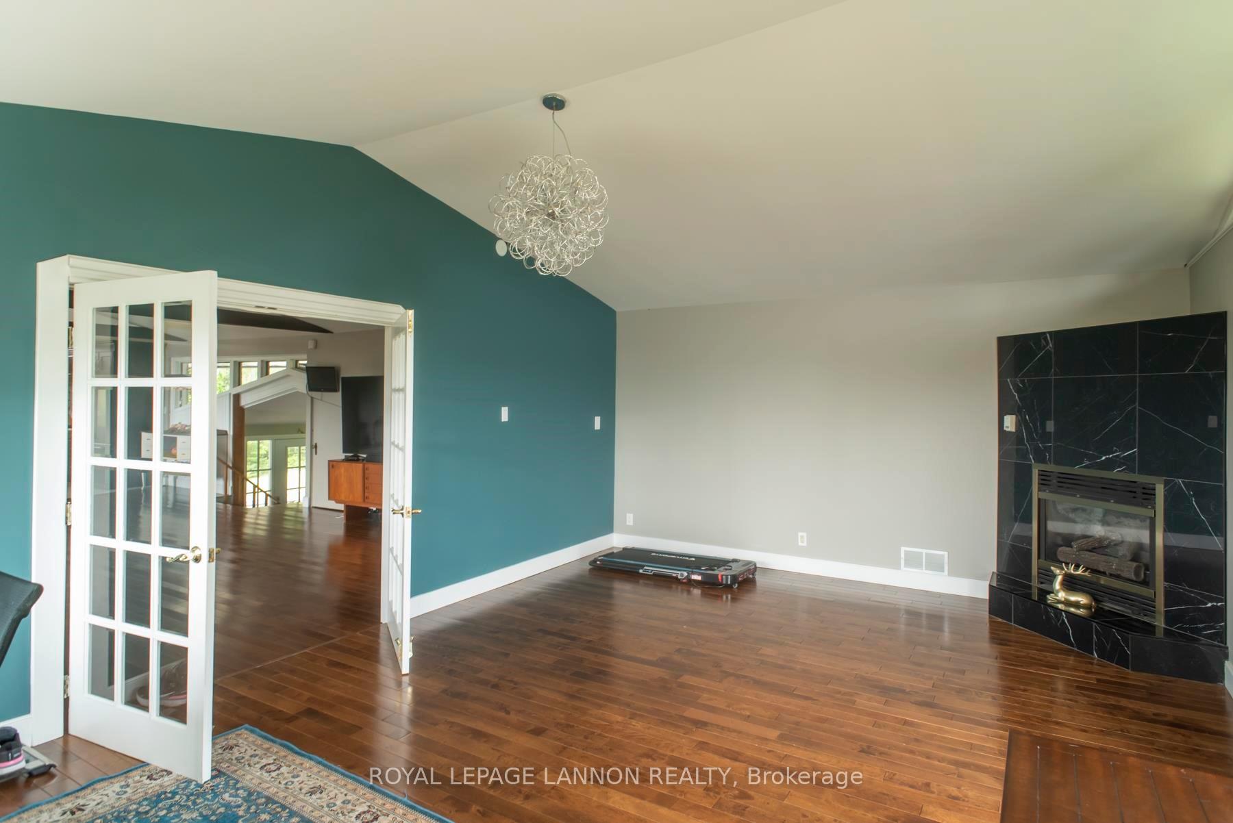 Photo 16 of 2040 Lakeshore Drive, Shuniah — HOMEH