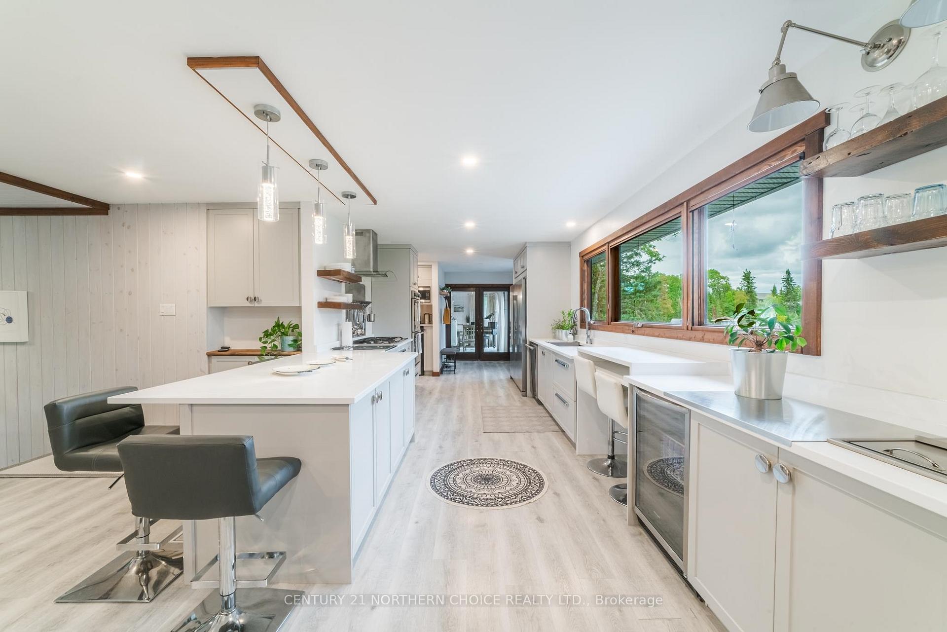 Photo 10 of 1479 A Storm Bay Road, Kenora Remote Area, Lake of the Woods North — HOMEH