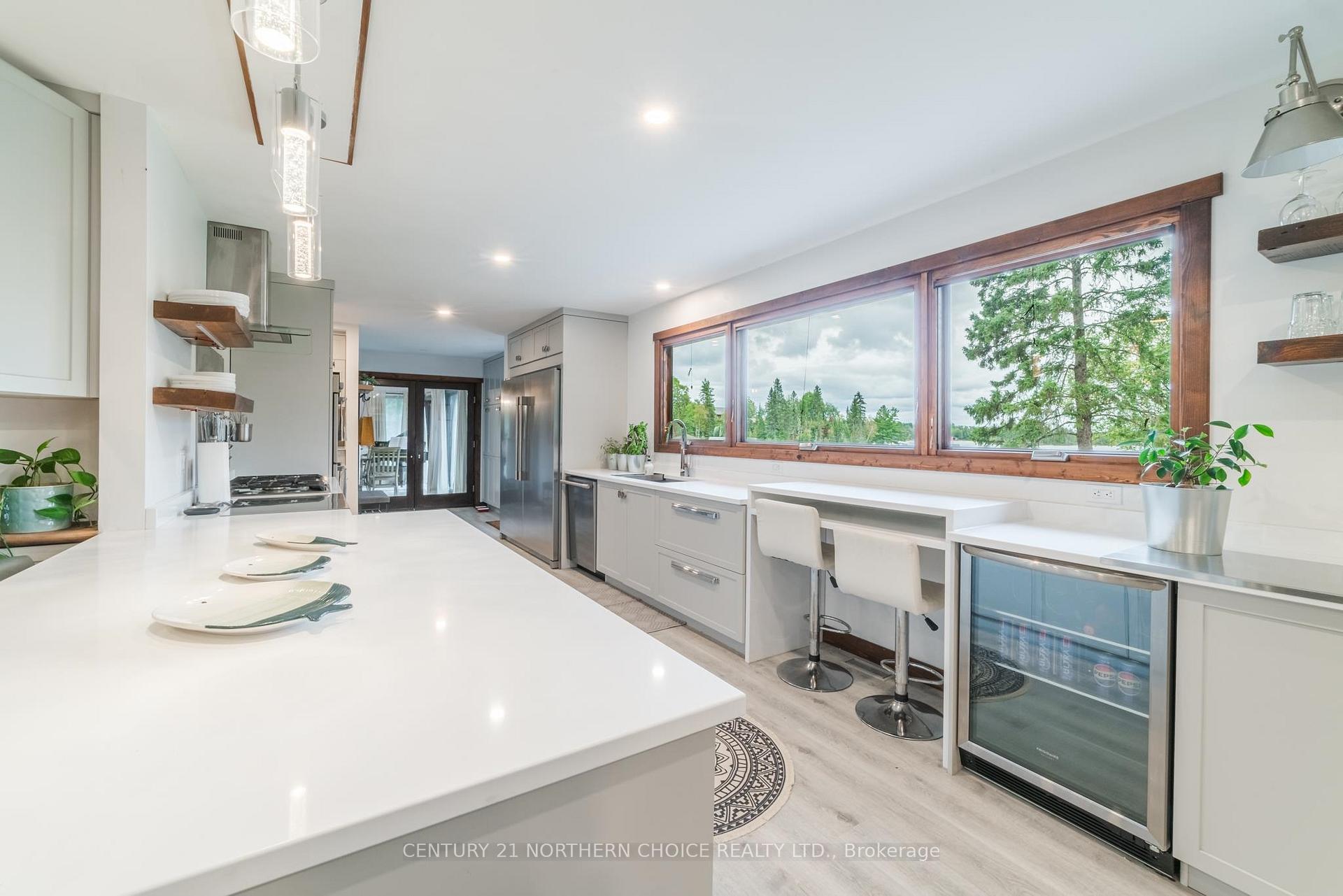 Photo 11 of 1479 A Storm Bay Road, Kenora Remote Area, Lake of the Woods North — HOMEH