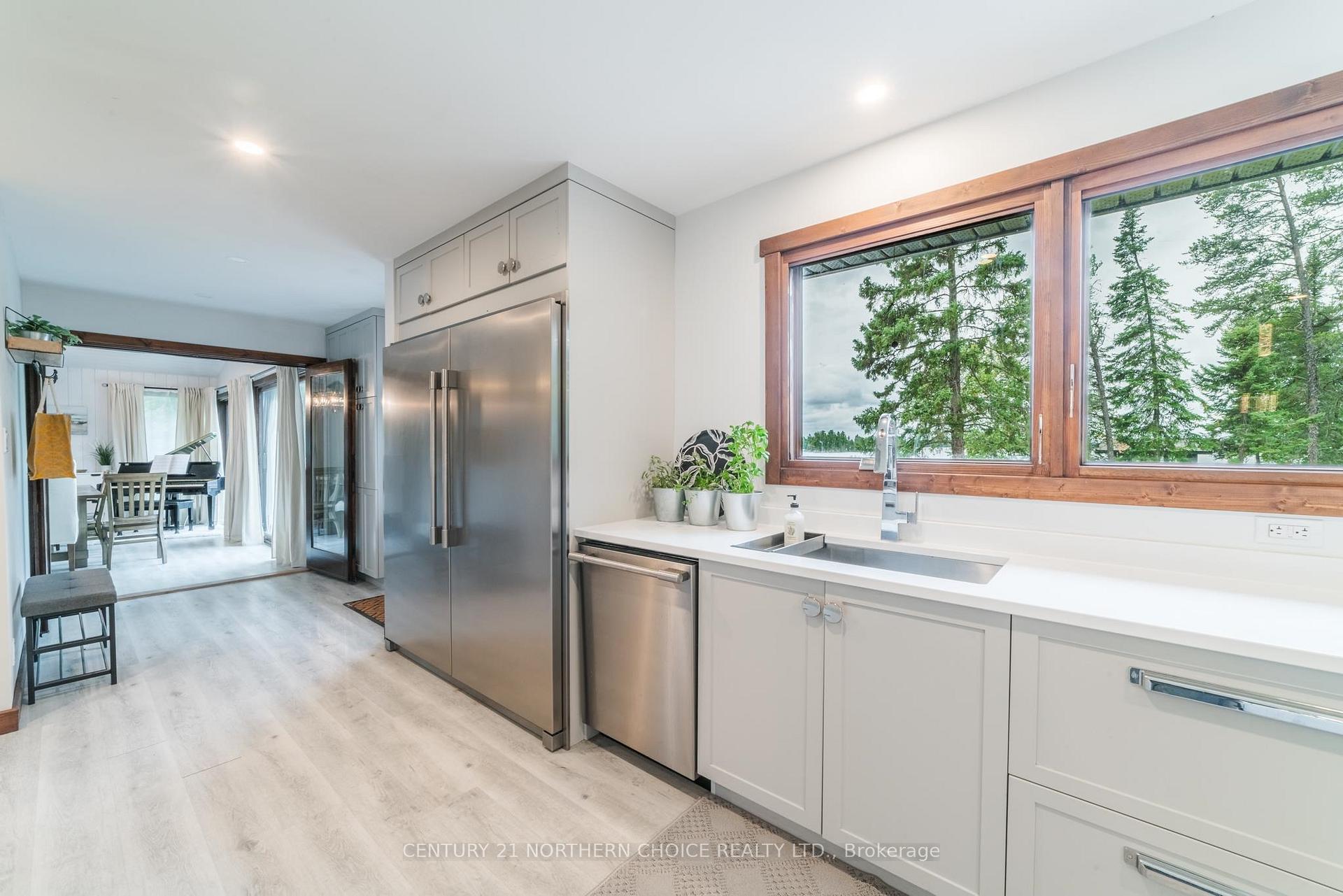 Photo 13 of 1479 A Storm Bay Road, Kenora Remote Area, Lake of the Woods North — HOMEH