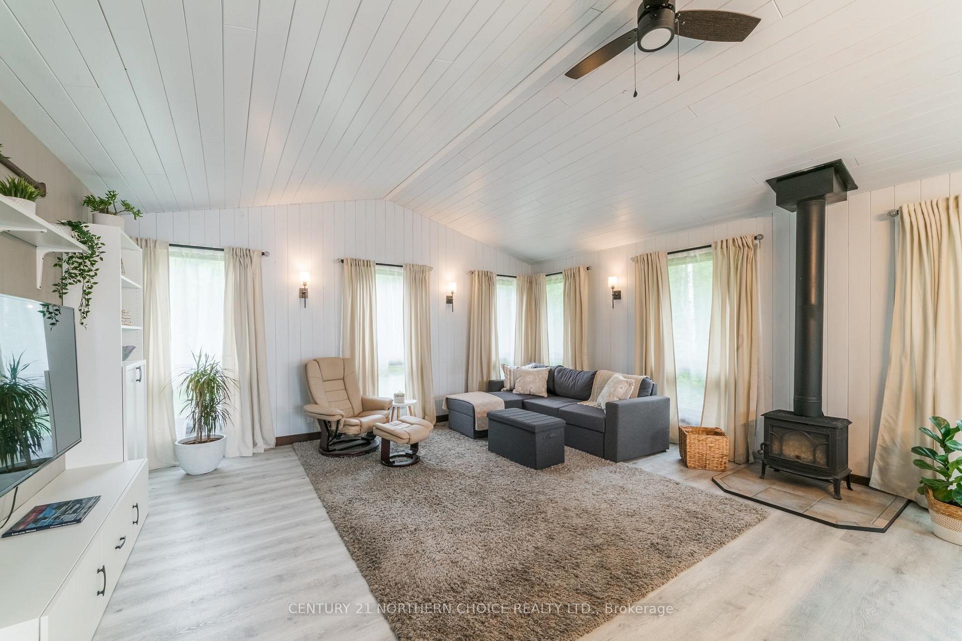Photo 21 of 1479 A Storm Bay Road, Kenora Remote Area, Lake of the Woods North — HOMEH