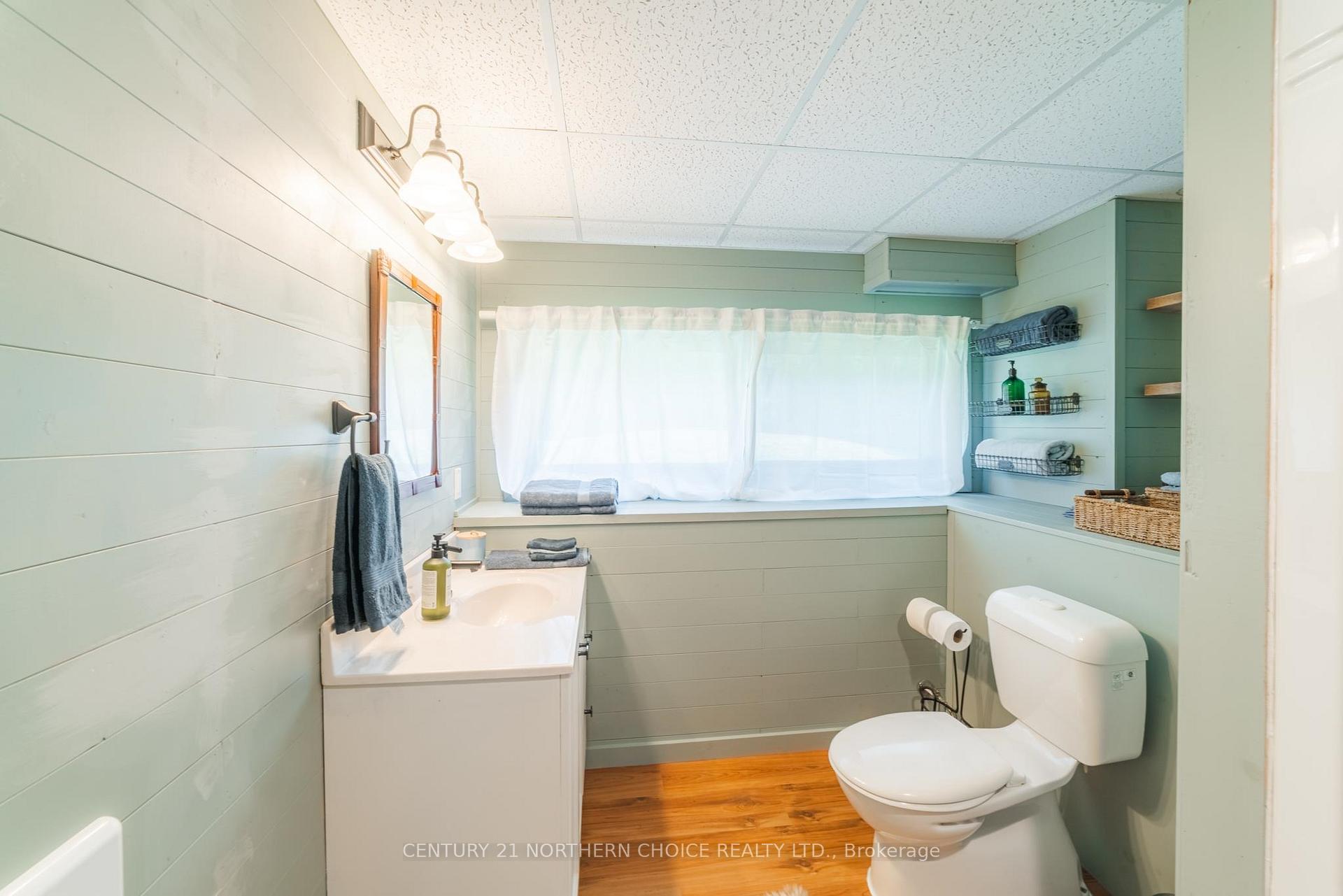 Photo 35 of 1479 A Storm Bay Road, Kenora Remote Area, Lake of the Woods North — HOMEH