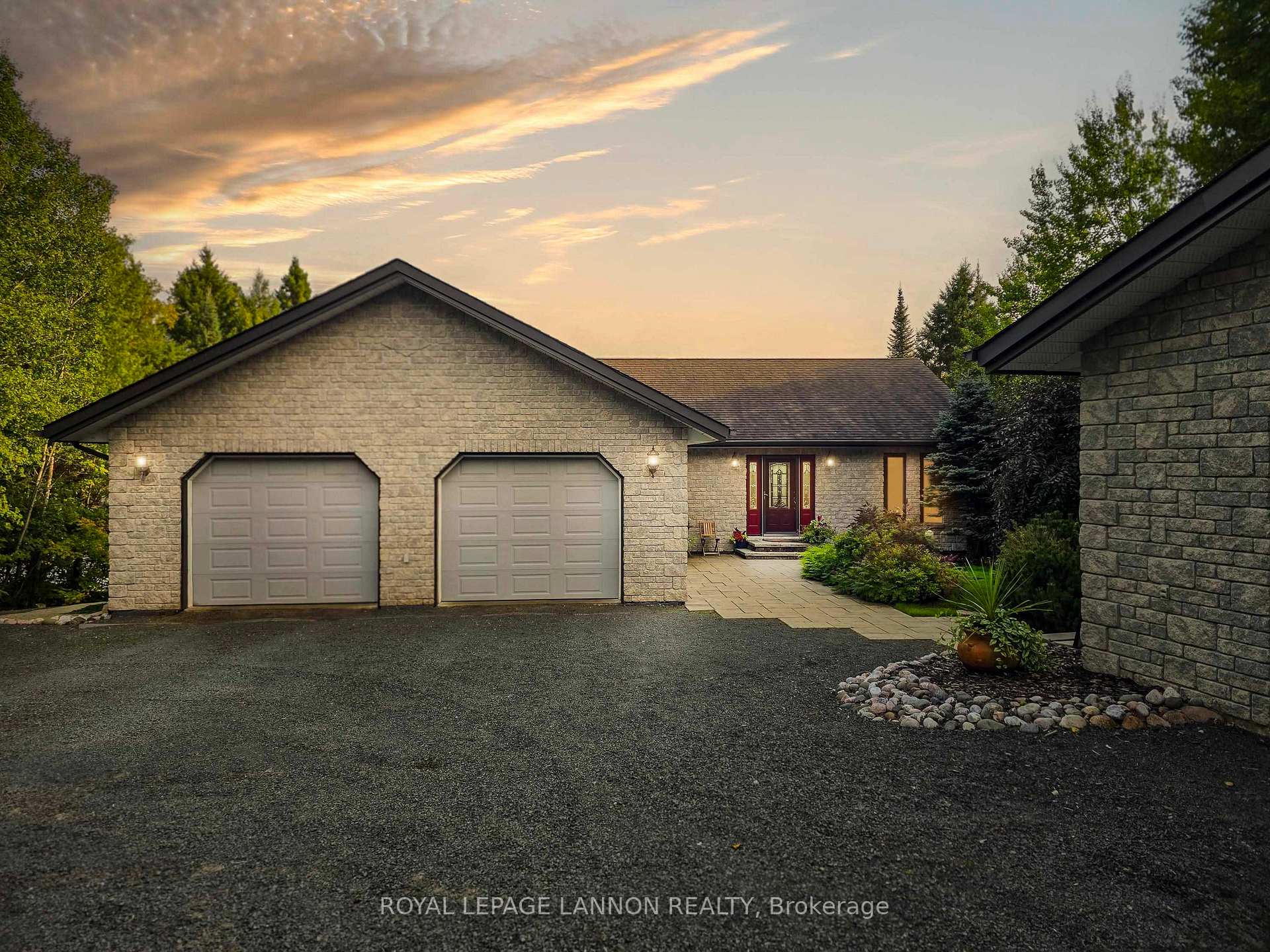 Photo 4 of 2529 Scott Drive, Shuniah — HOMEH