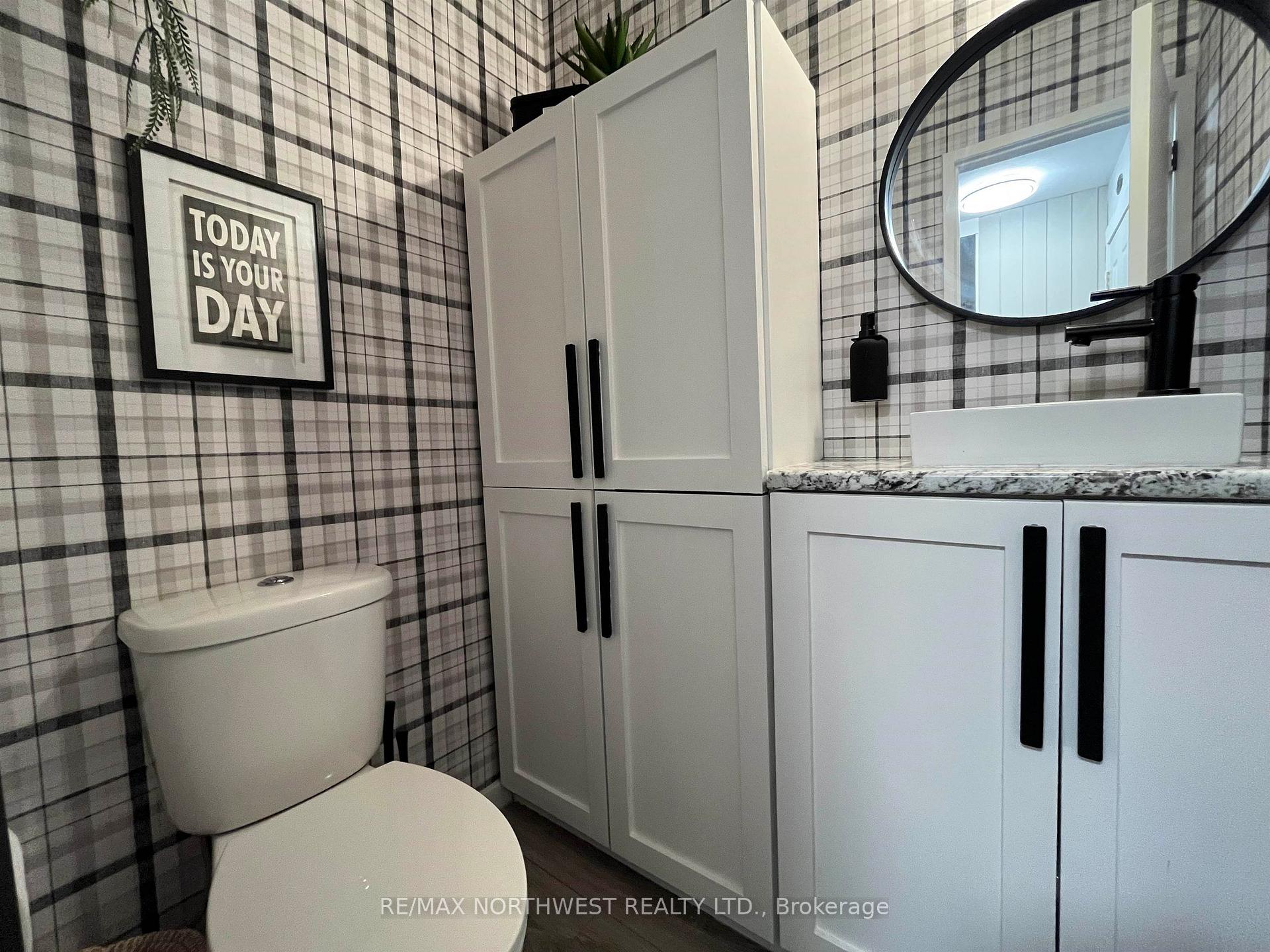 Photo 15 of 132 Minto Crescent, Kenora, Amethyst — HOMEH