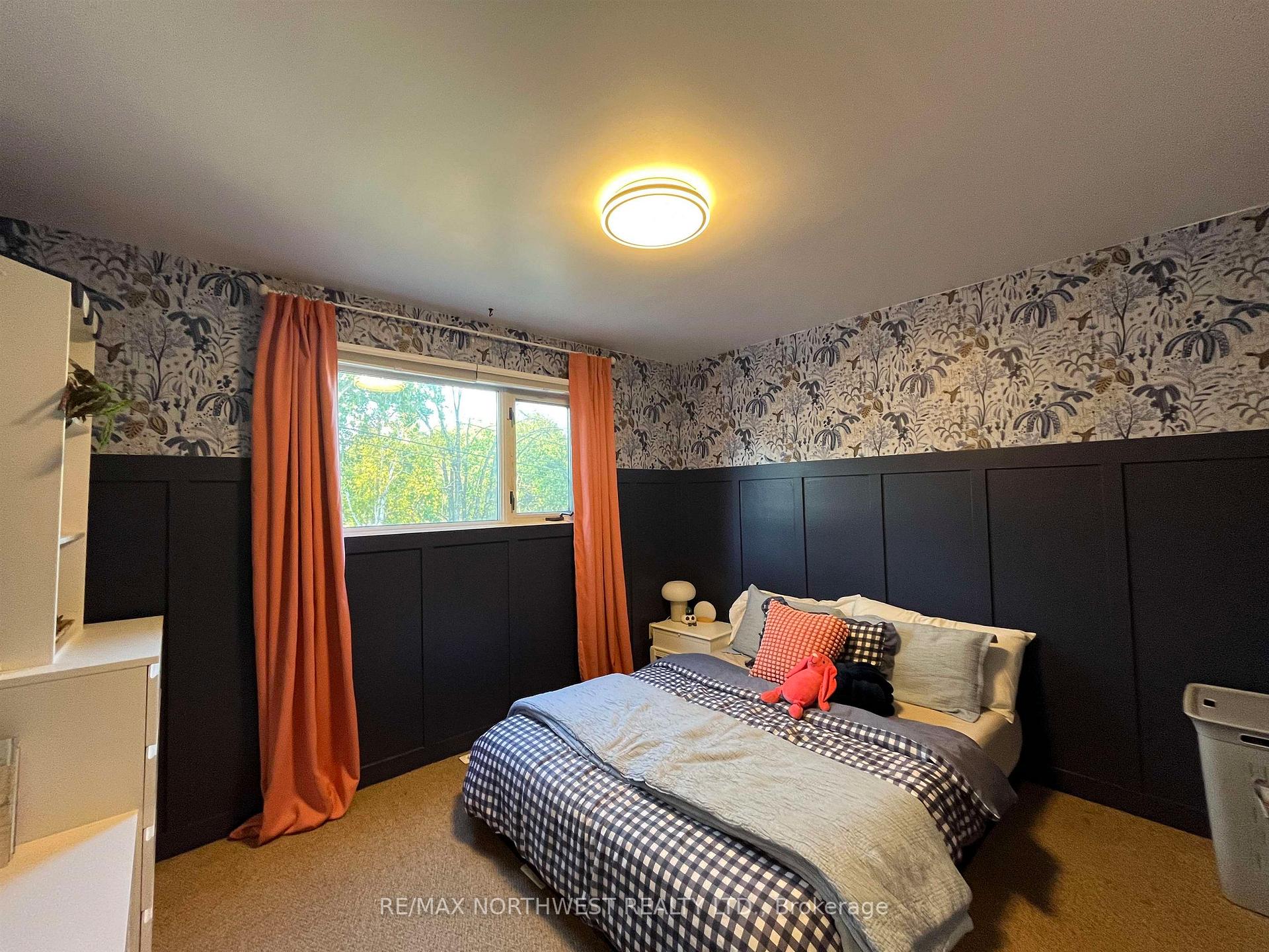 Photo 22 of 132 Minto Crescent, Kenora, Amethyst — HOMEH