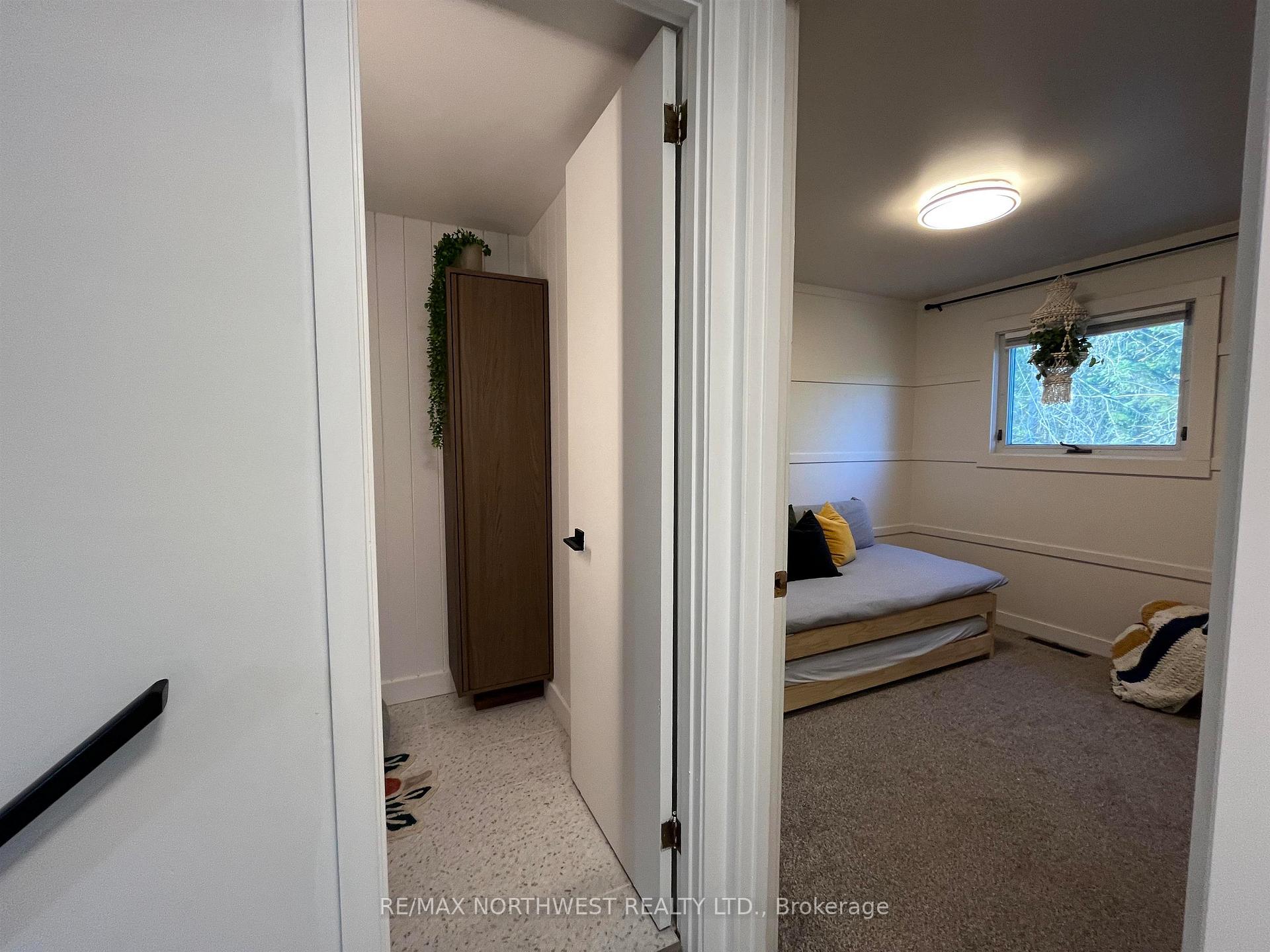 Photo 24 of 132 Minto Crescent, Kenora, Amethyst — HOMEH