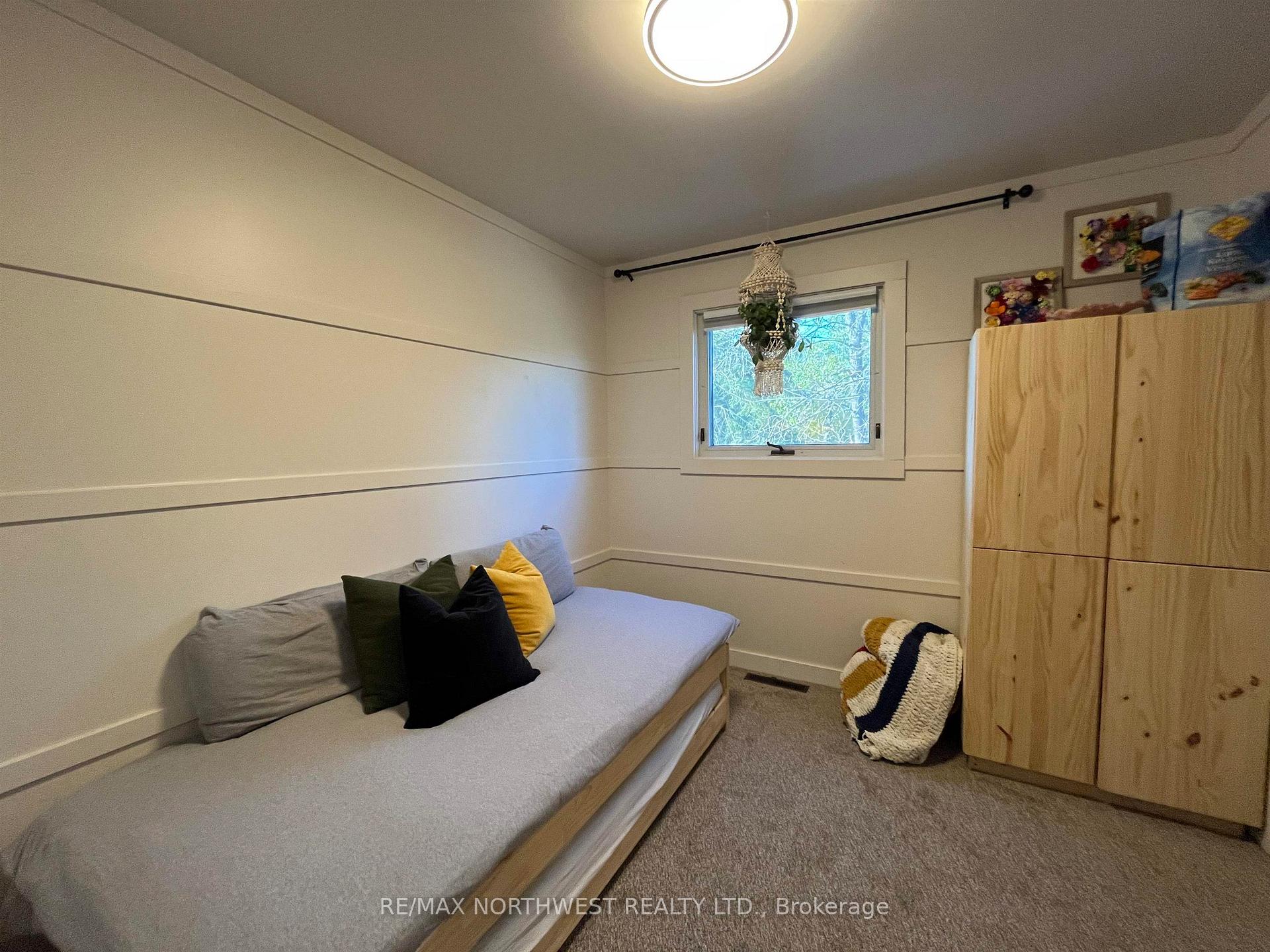 Photo 25 of 132 Minto Crescent, Kenora, Amethyst — HOMEH