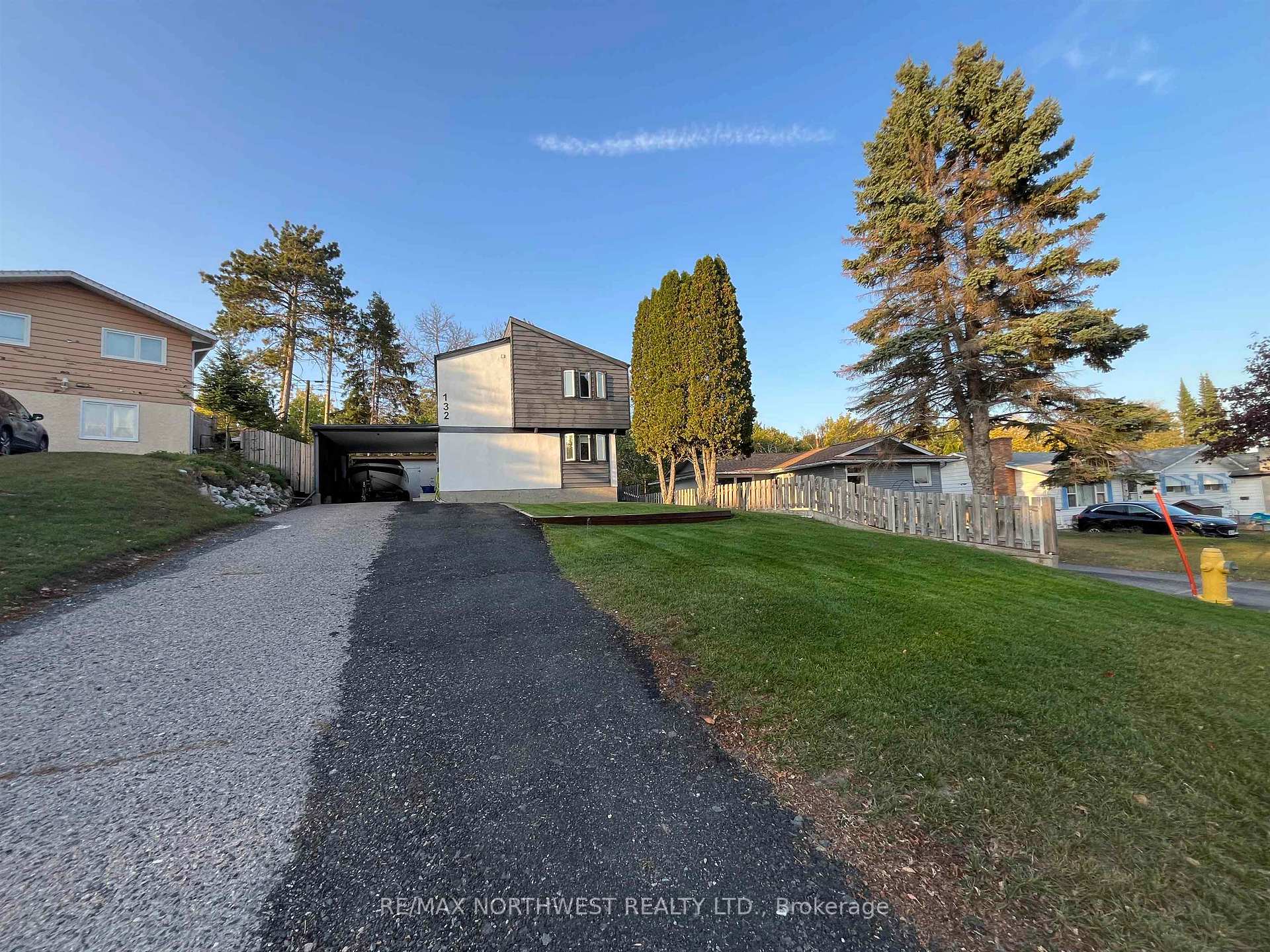 Photo 42 of 132 Minto Crescent, Kenora, Amethyst — HOMEH