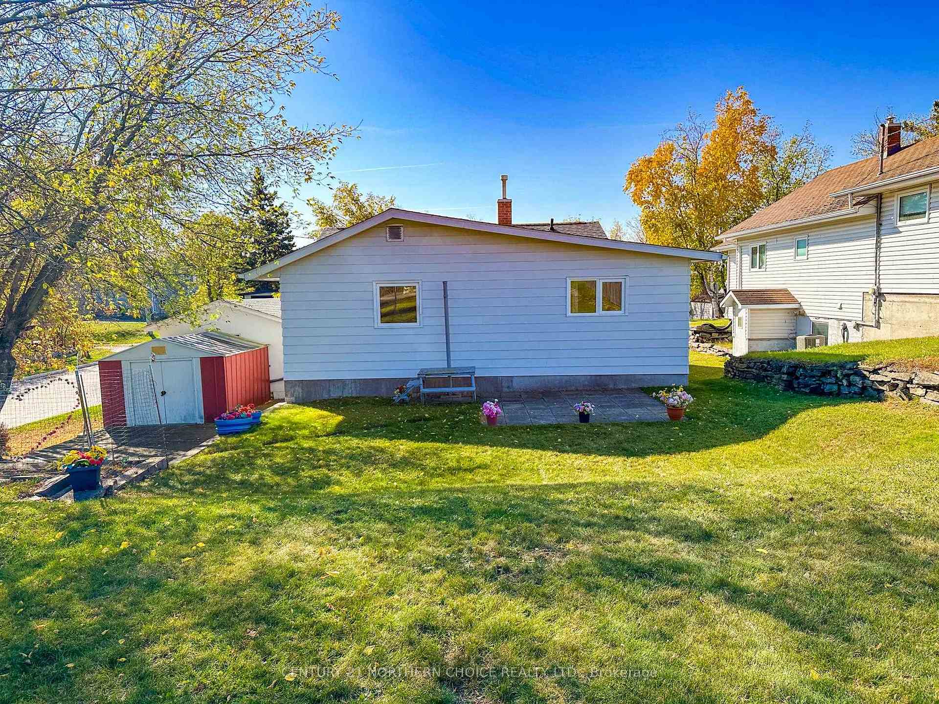 Photo 9 of 1038 Park Street, Kenora, Central — HOMEH