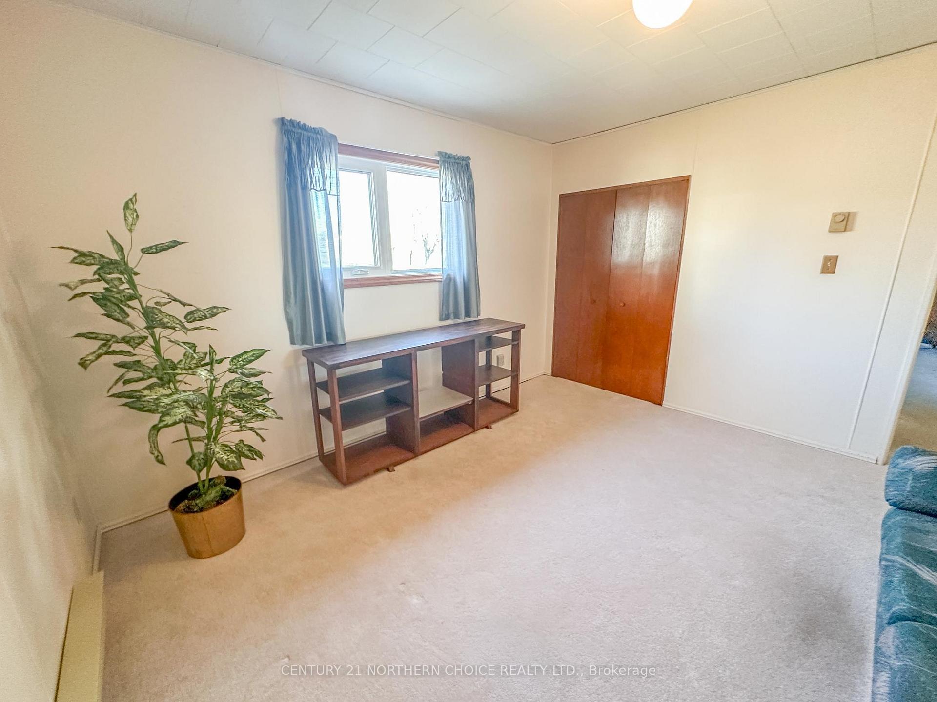 Photo 17 of 1038 Park Street, Kenora, Central — HOMEH