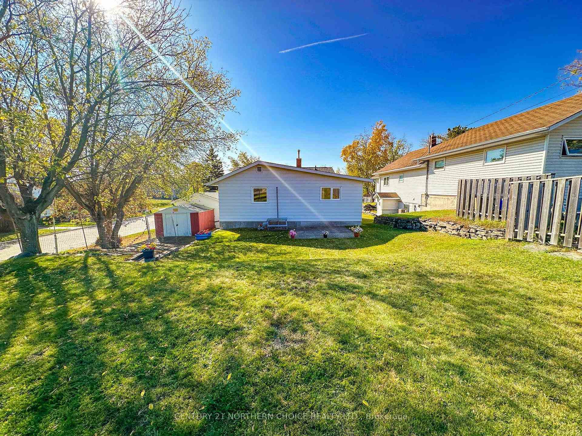 Photo 26 of 1038 Park Street, Kenora, Central — HOMEH