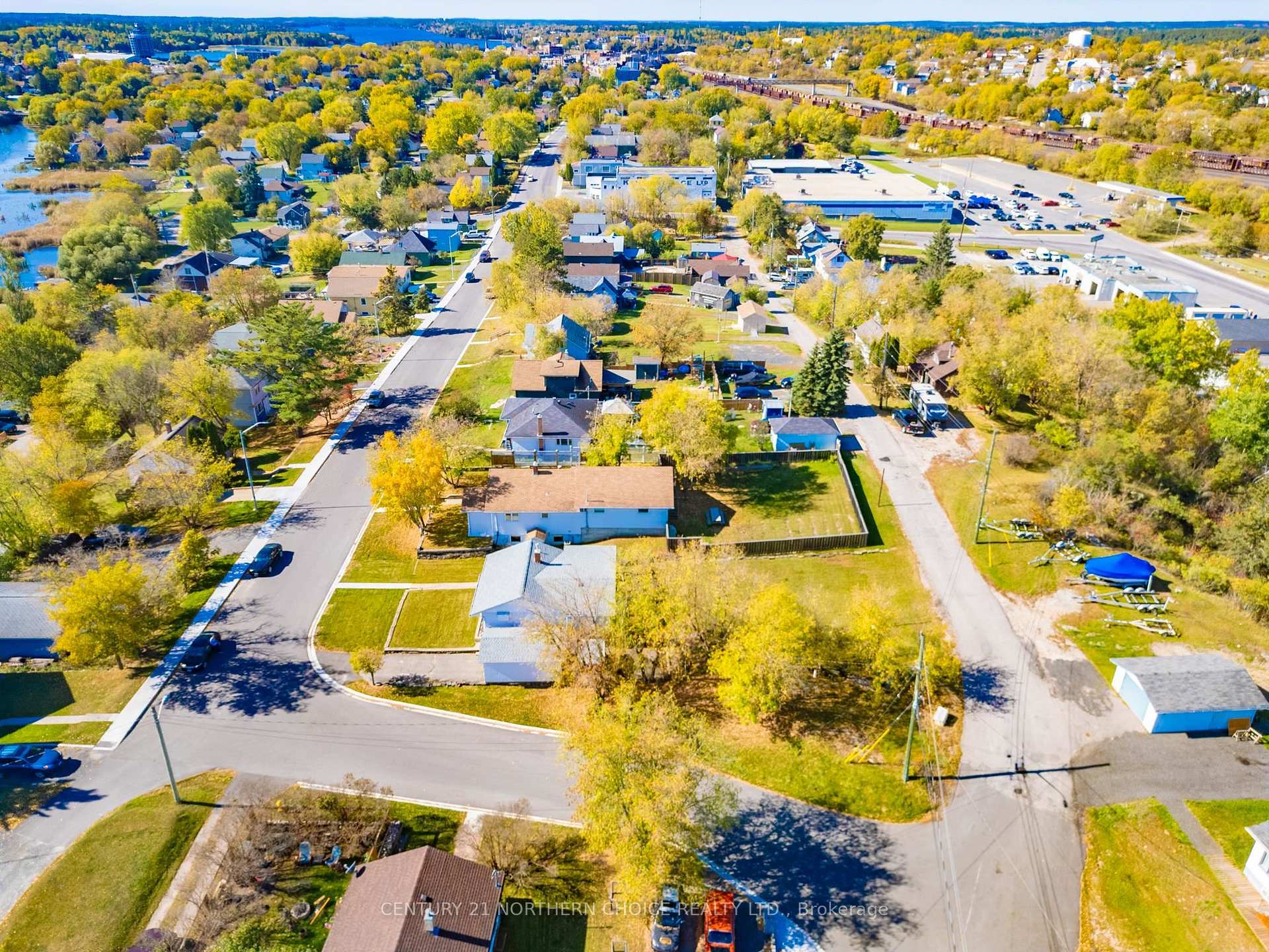 Photo 28 of 1038 Park Street, Kenora, Central — HOMEH