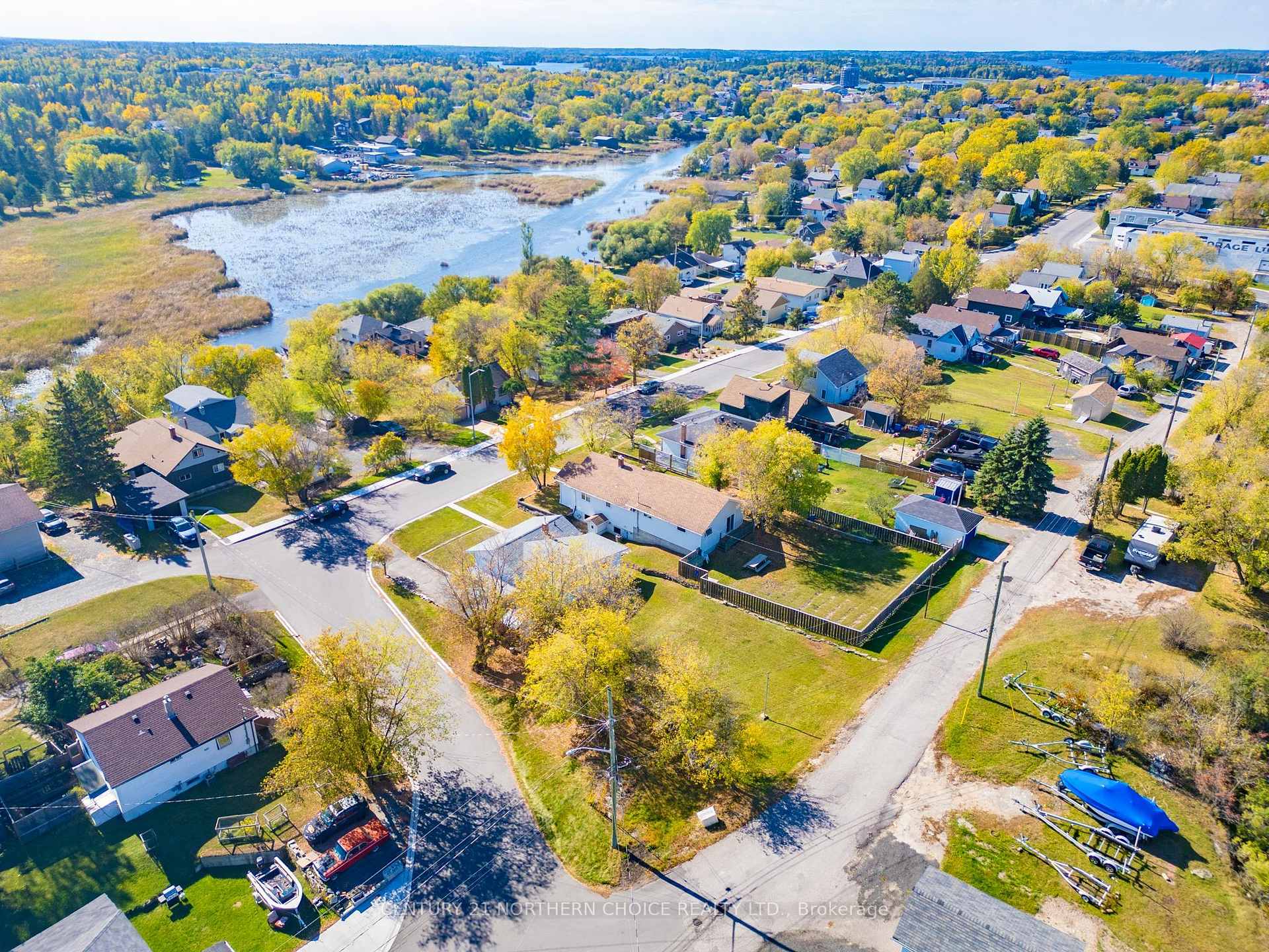 Photo 29 of 1038 Park Street, Kenora, Central — HOMEH