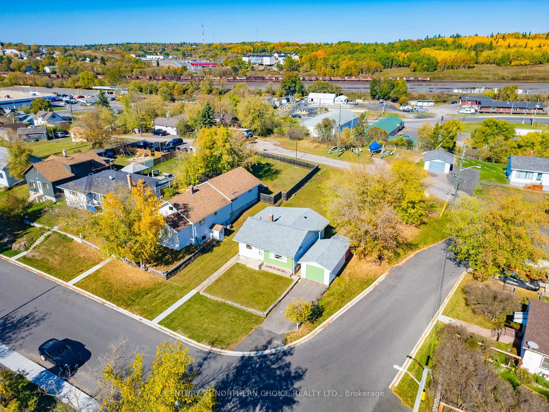 Photo 30 of 1038 Park Street, Kenora, Central — HOMEH