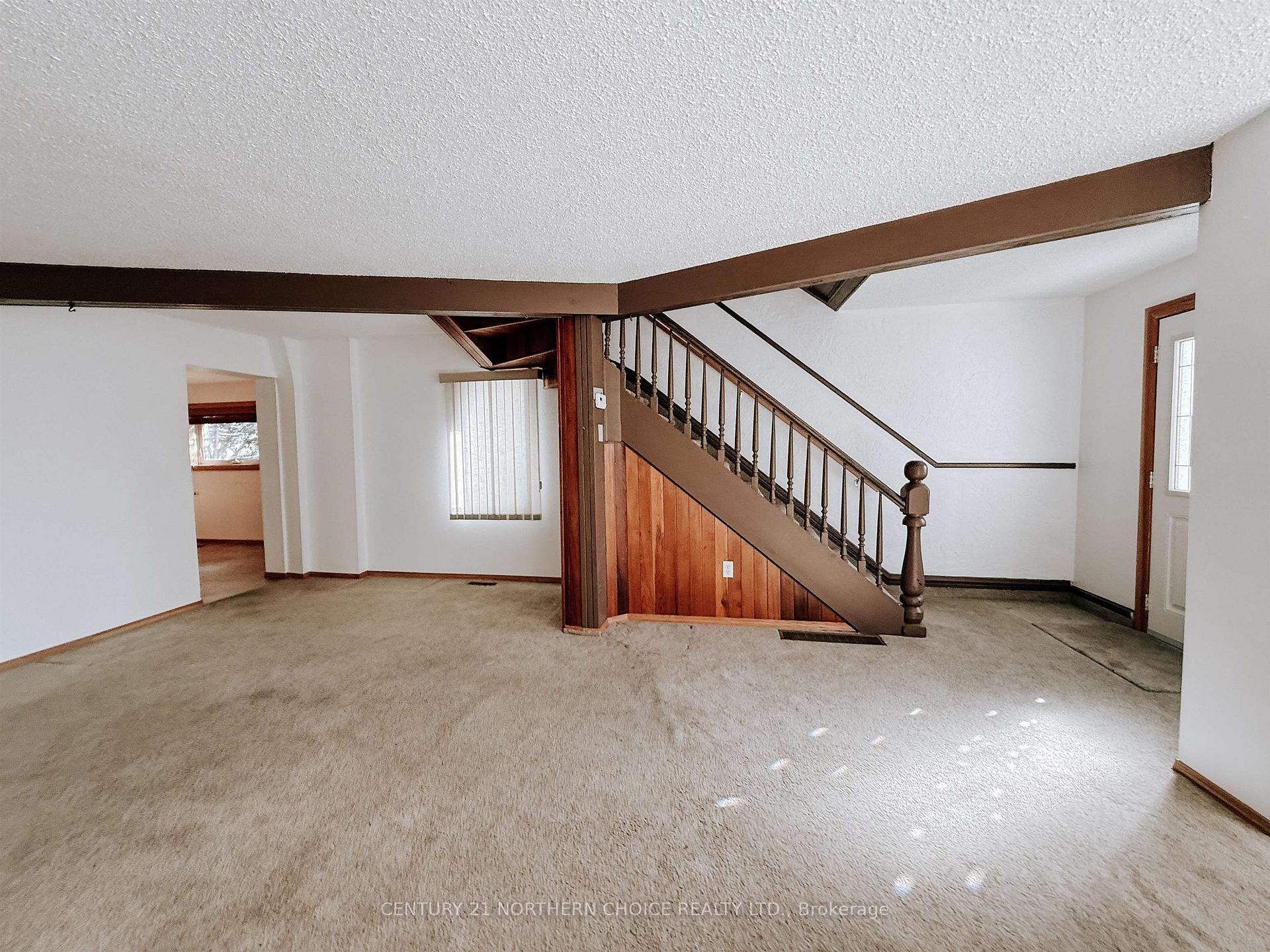 Photo 31 of 522 & 528 Second Street South, Kenora, Central — HOMEH
