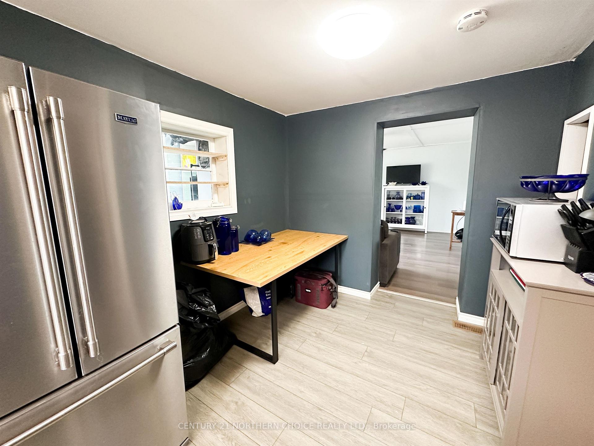 Photo 4 of 20 Crosscut Street, Red Lake — HOMEH