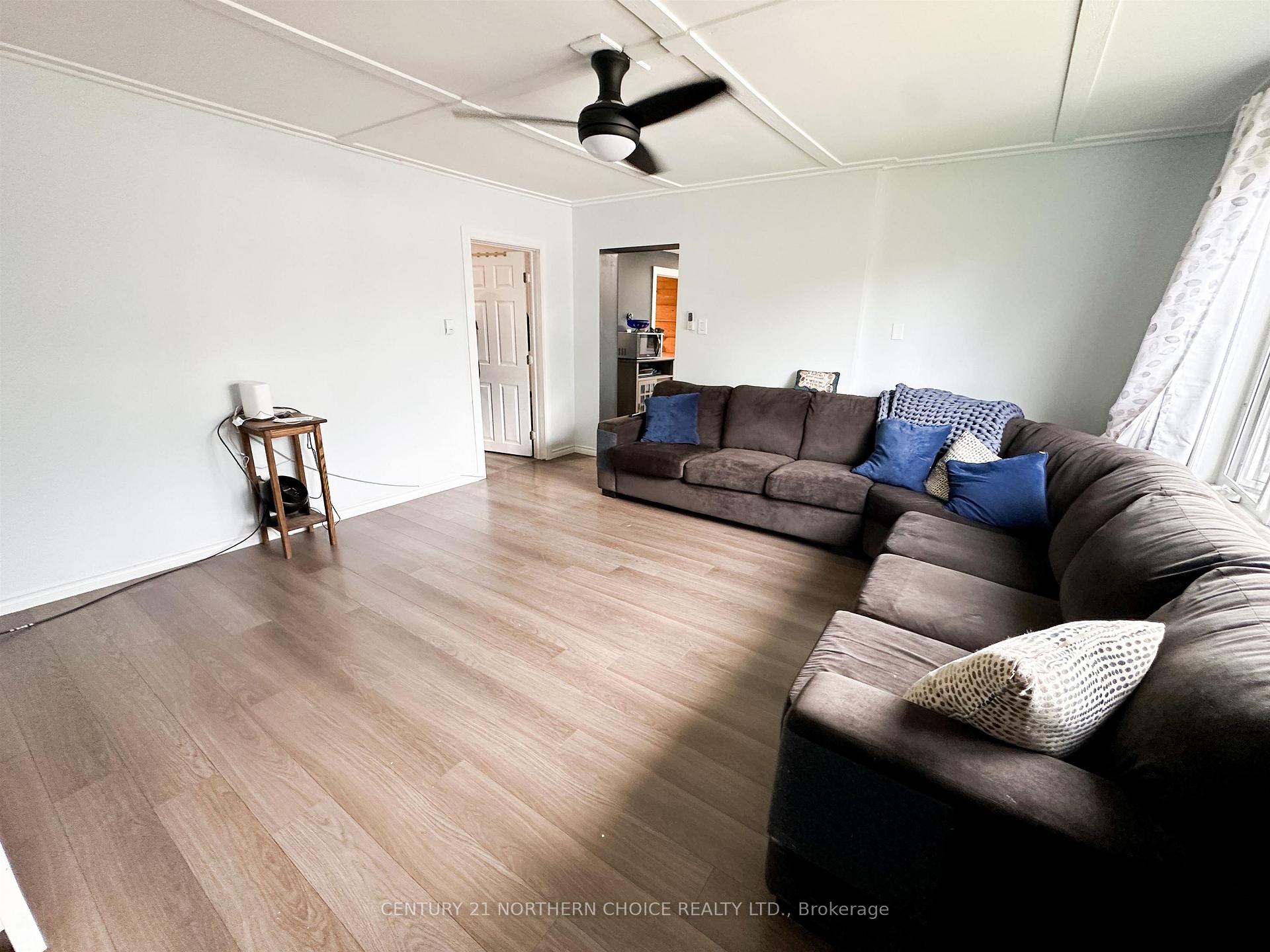 Photo 6 of 20 Crosscut Street, Red Lake — HOMEH