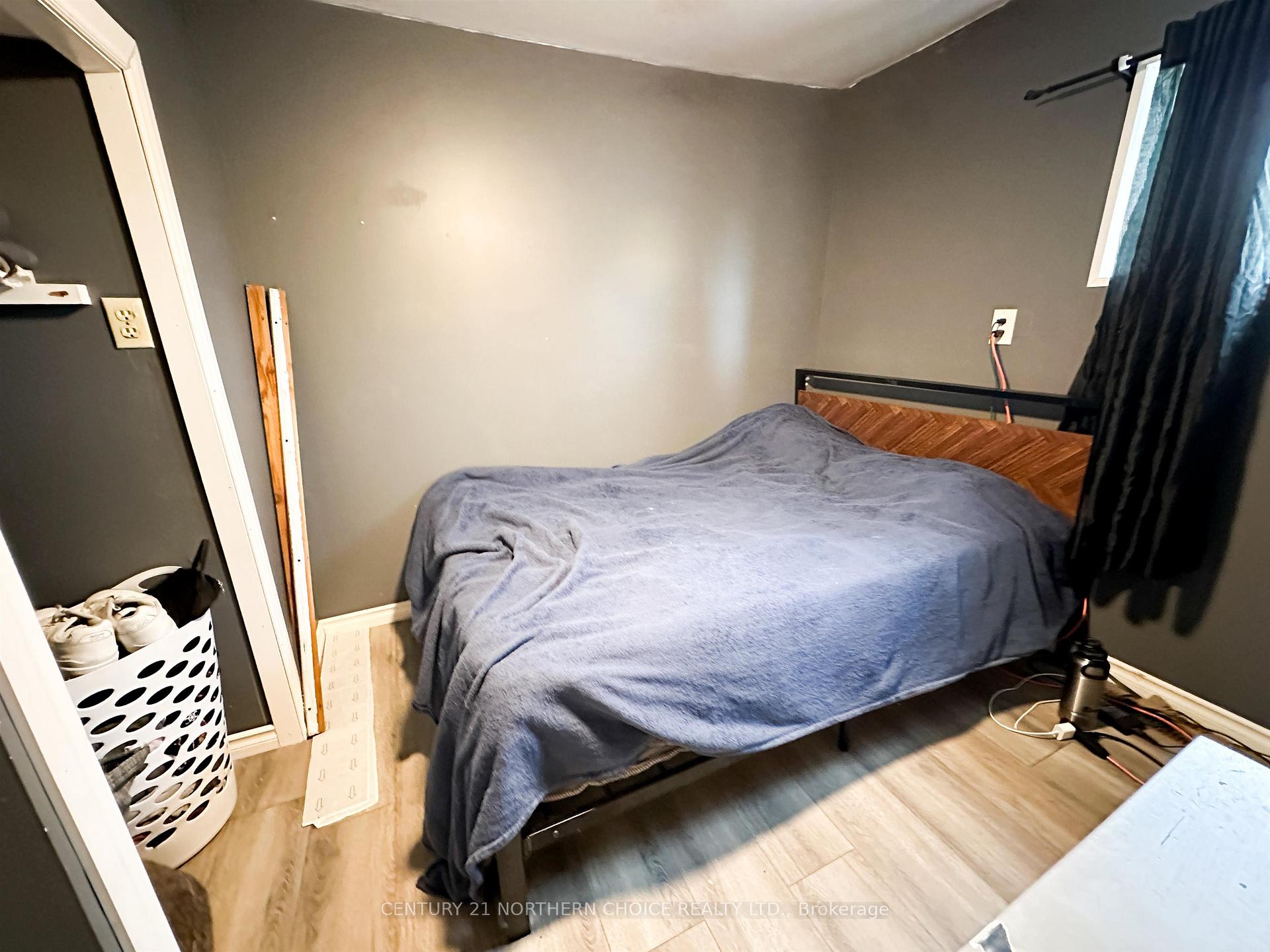 Photo 9 of 20 Crosscut Street, Red Lake — HOMEH