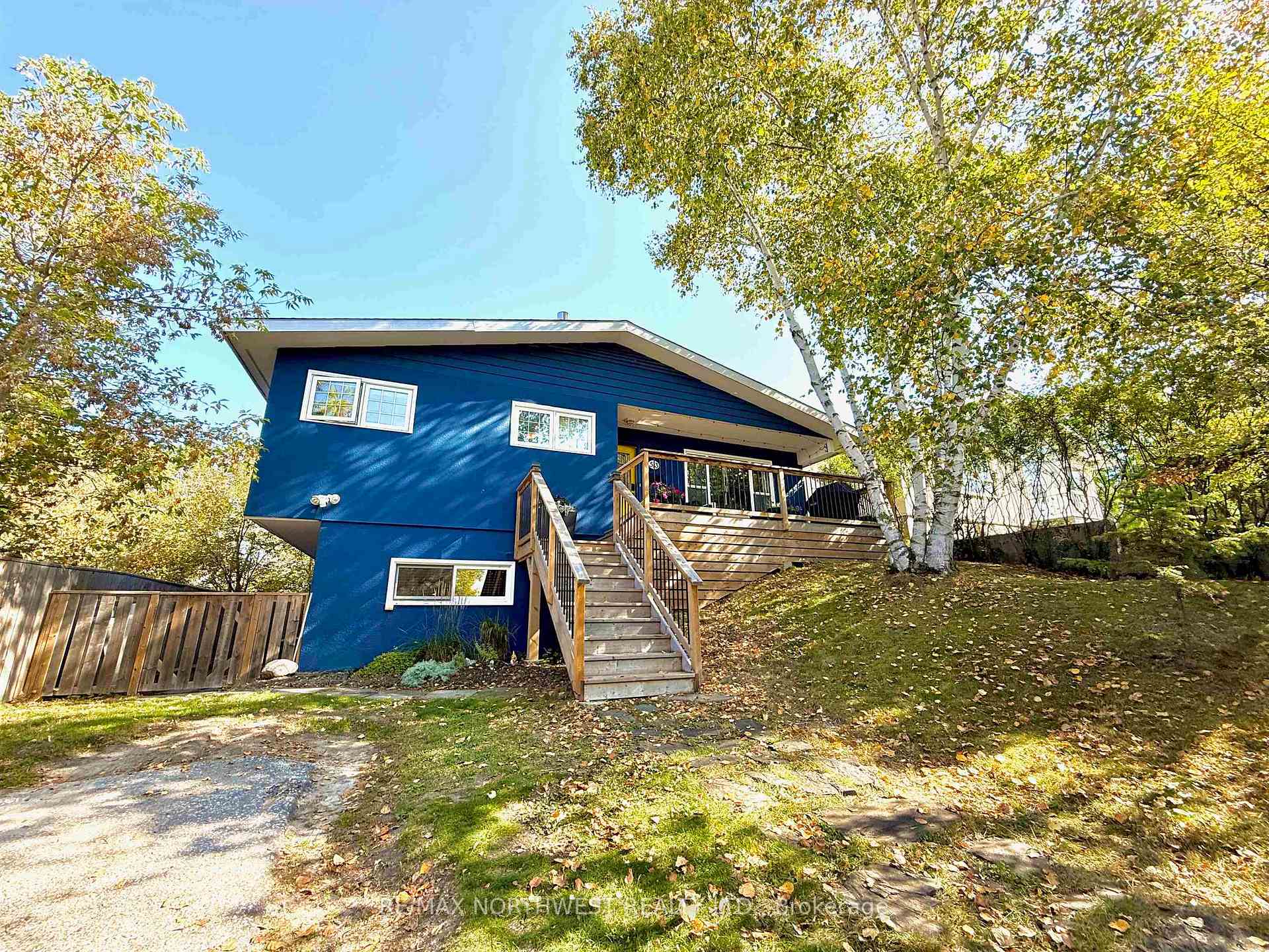 Photo 1 of 513 Fourth Avenue, Kenora, Lakeside — HOMEH