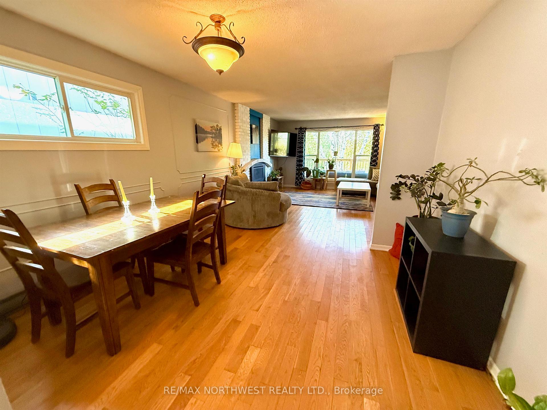 Photo 7 of 513 Fourth Avenue, Kenora, Lakeside — HOMEH
