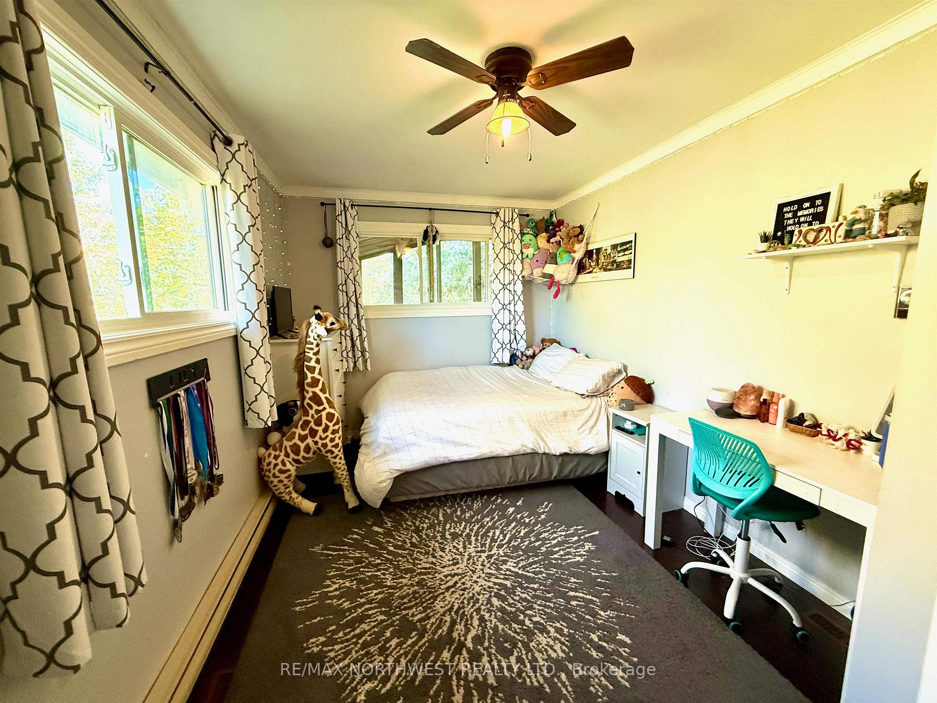 Photo 14 of 513 Fourth Avenue, Kenora, Lakeside — HOMEH