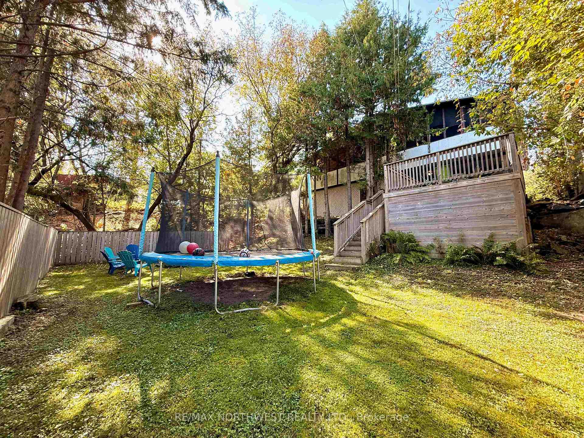 Photo 23 of 513 Fourth Avenue, Kenora, Lakeside — HOMEH
