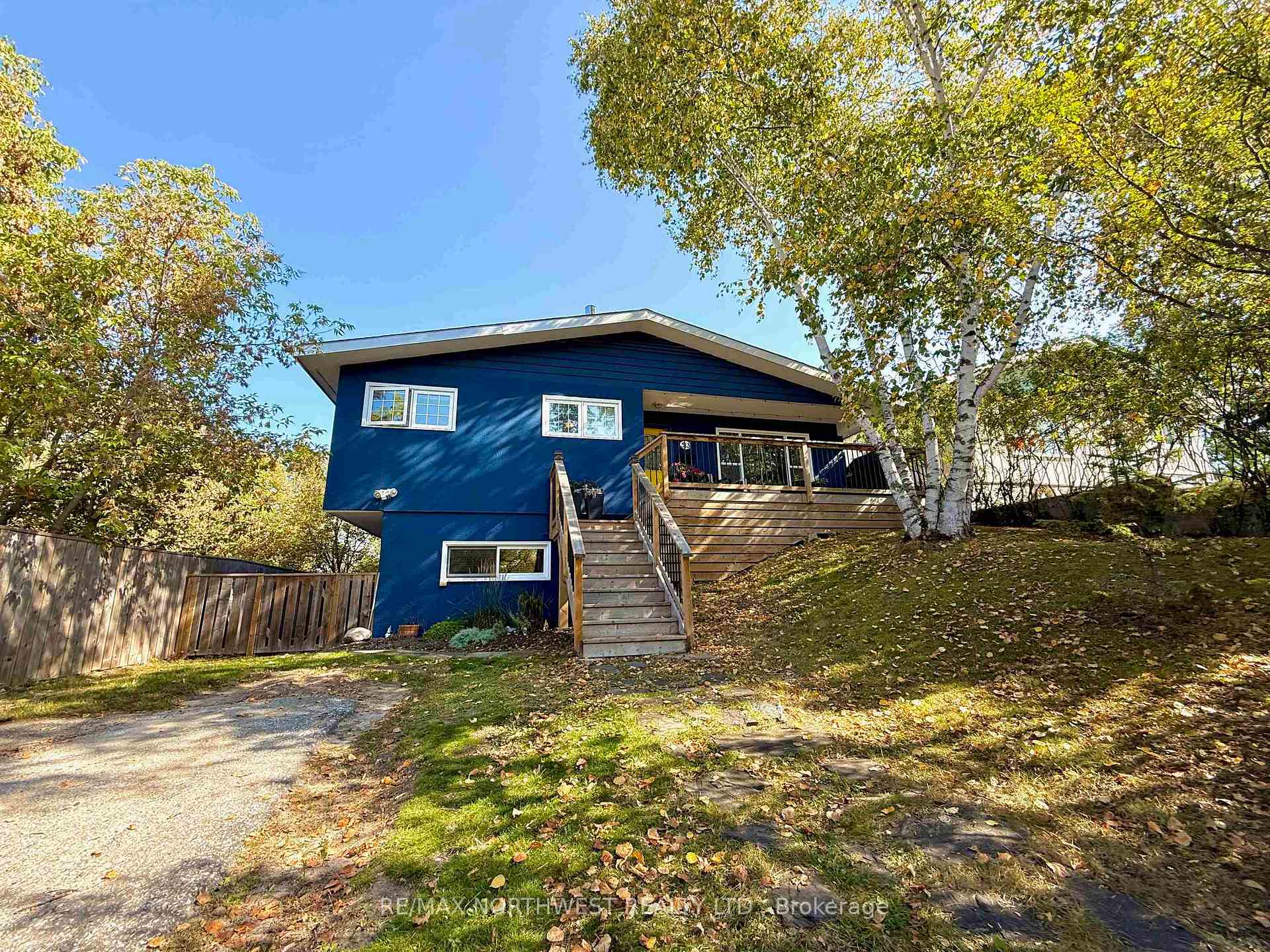 Photo 26 of 513 Fourth Avenue, Kenora, Lakeside — HOMEH