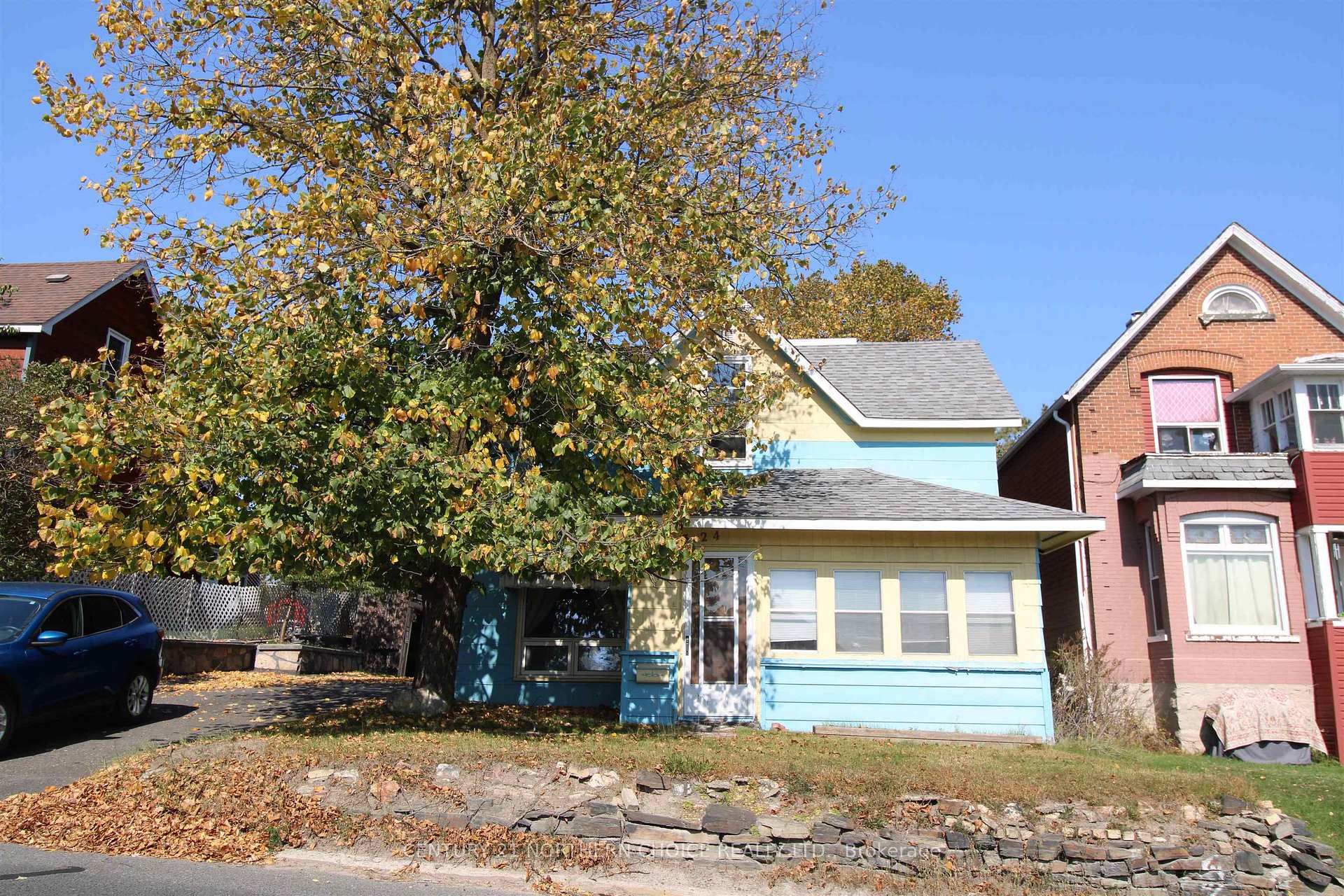 Photo 2 of 324 Second Street N, Kenora, North End — HOMEH