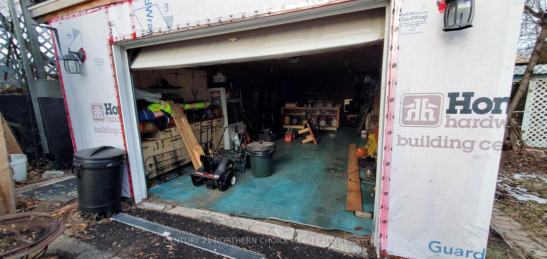 Photo 5 of 324 Second Street N, Kenora, North End — HOMEH