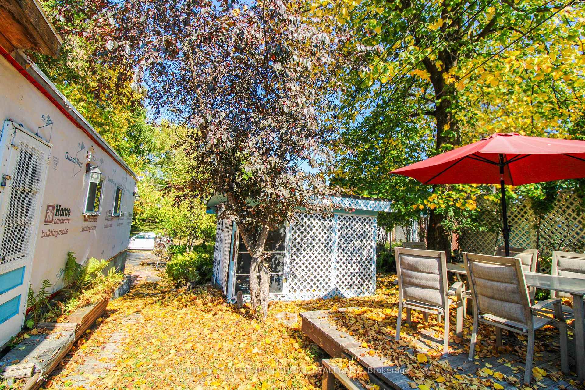 Photo 6 of 324 Second Street N, Kenora, North End — HOMEH