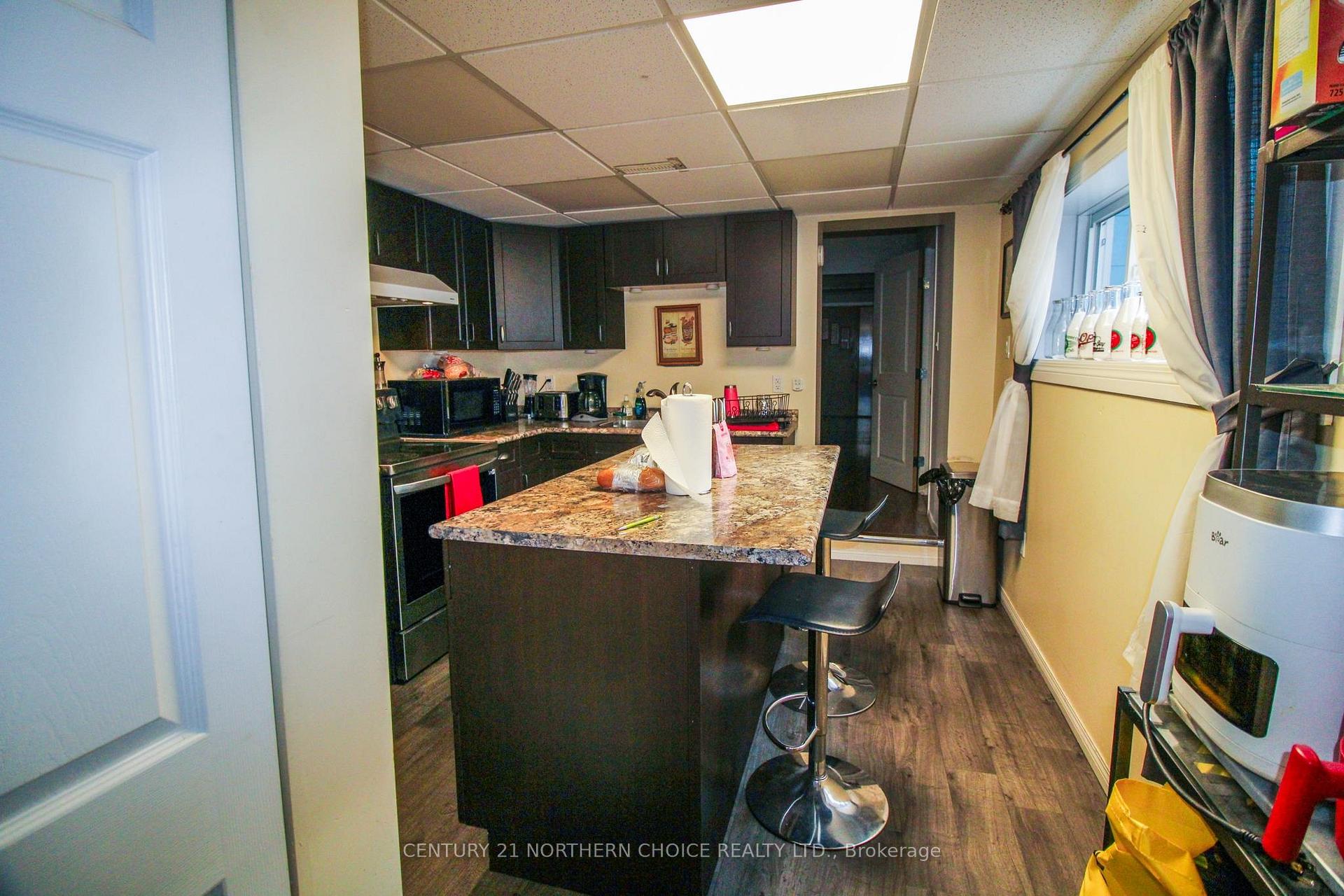 Photo 9 of 324 Second Street N, Kenora, North End — HOMEH