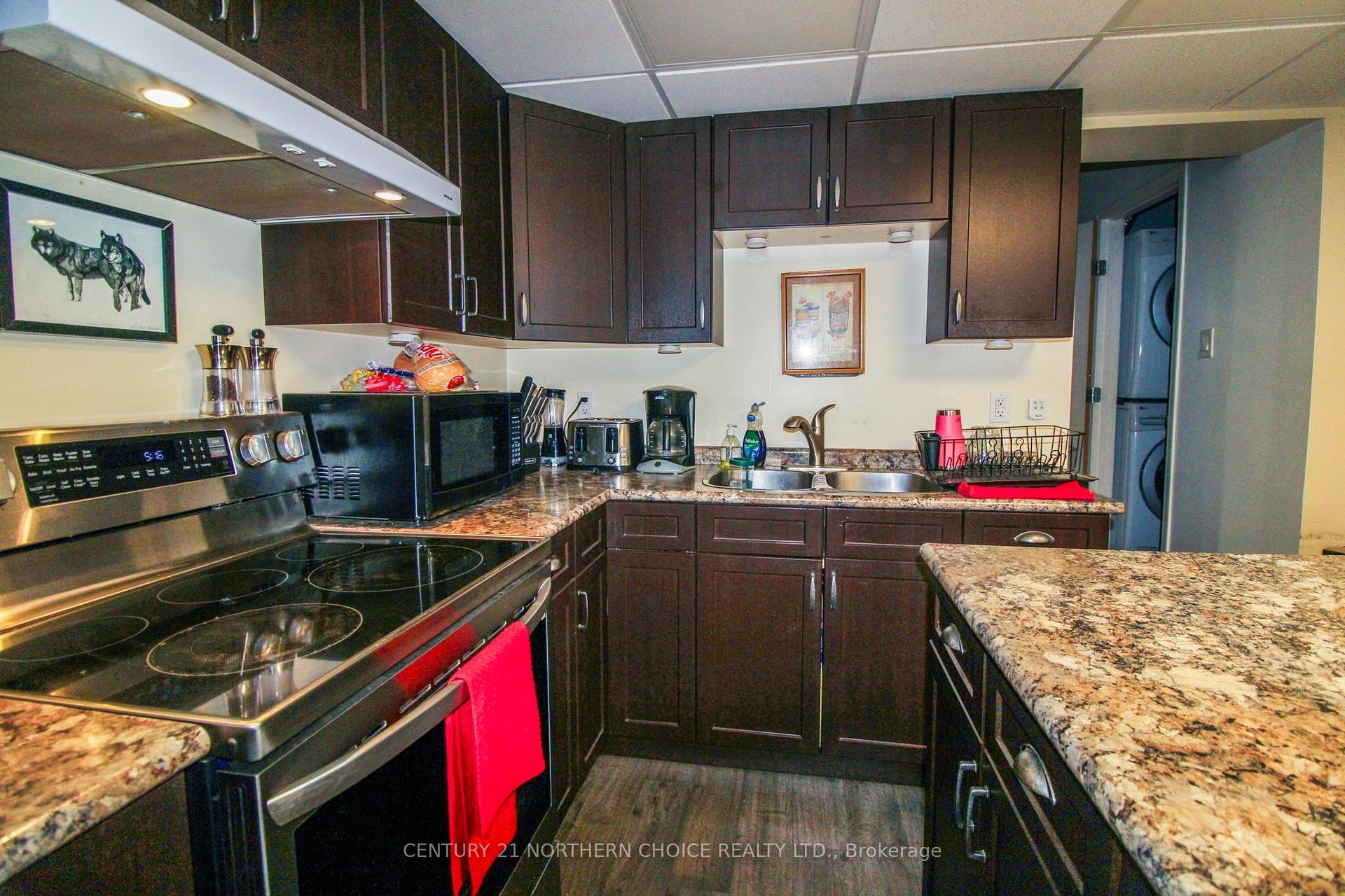 Photo 10 of 324 Second Street N, Kenora, North End — HOMEH