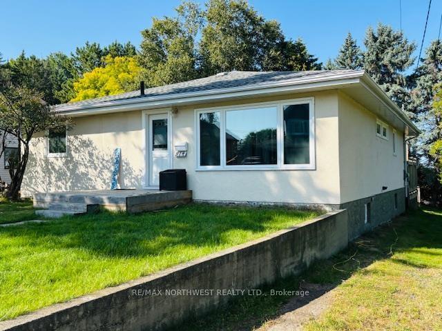 Photo 1 of 914 Eleventh Ave N, Kenora, Evergreen — HOMEH