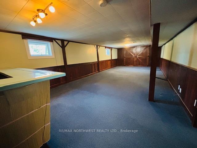 Photo 17 of 914 Eleventh Ave N, Kenora, Evergreen — HOMEH